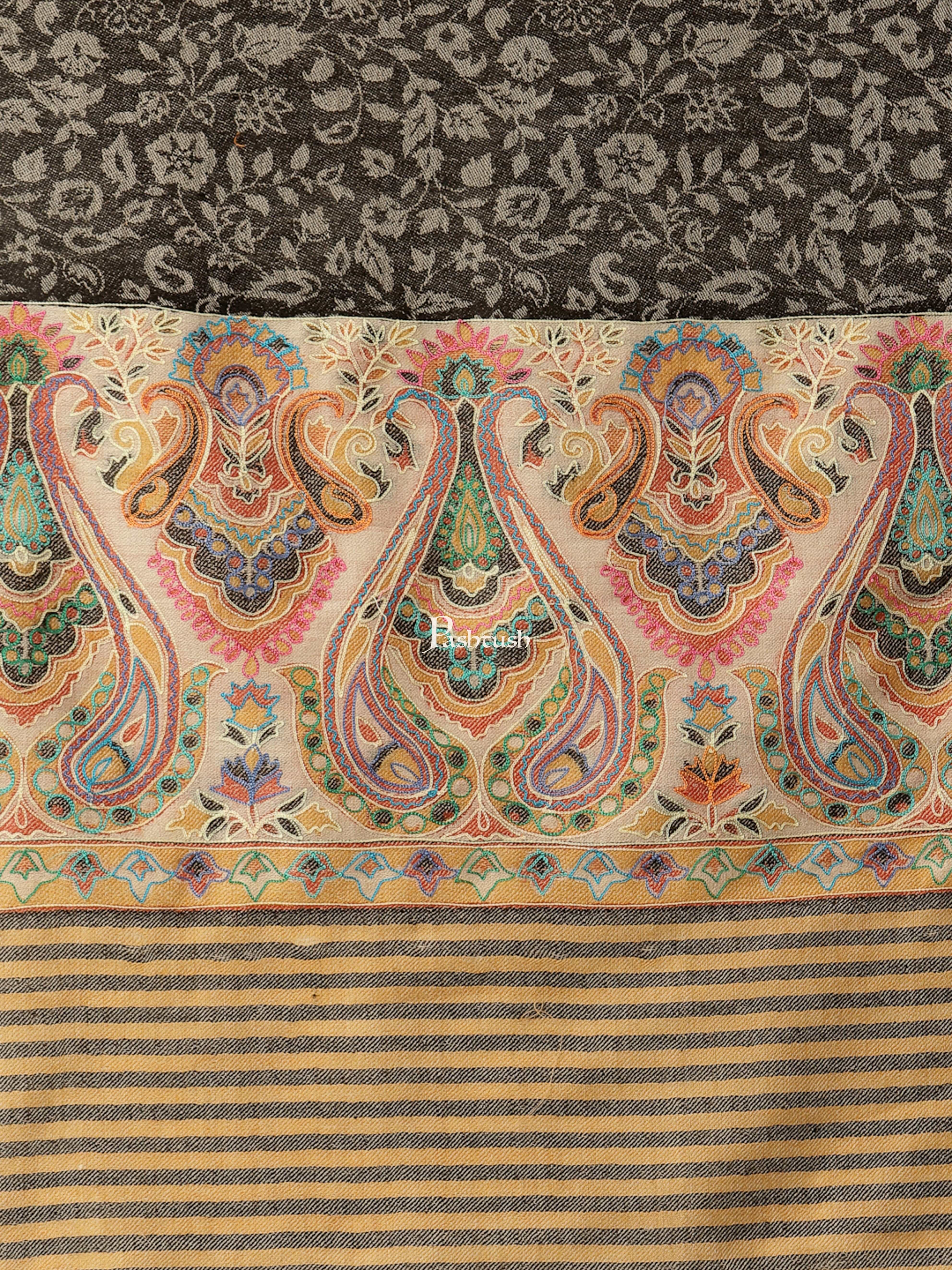 Pashtush Womens Fine Wool Shawl, With Ethnic Palla Weave - Image 5