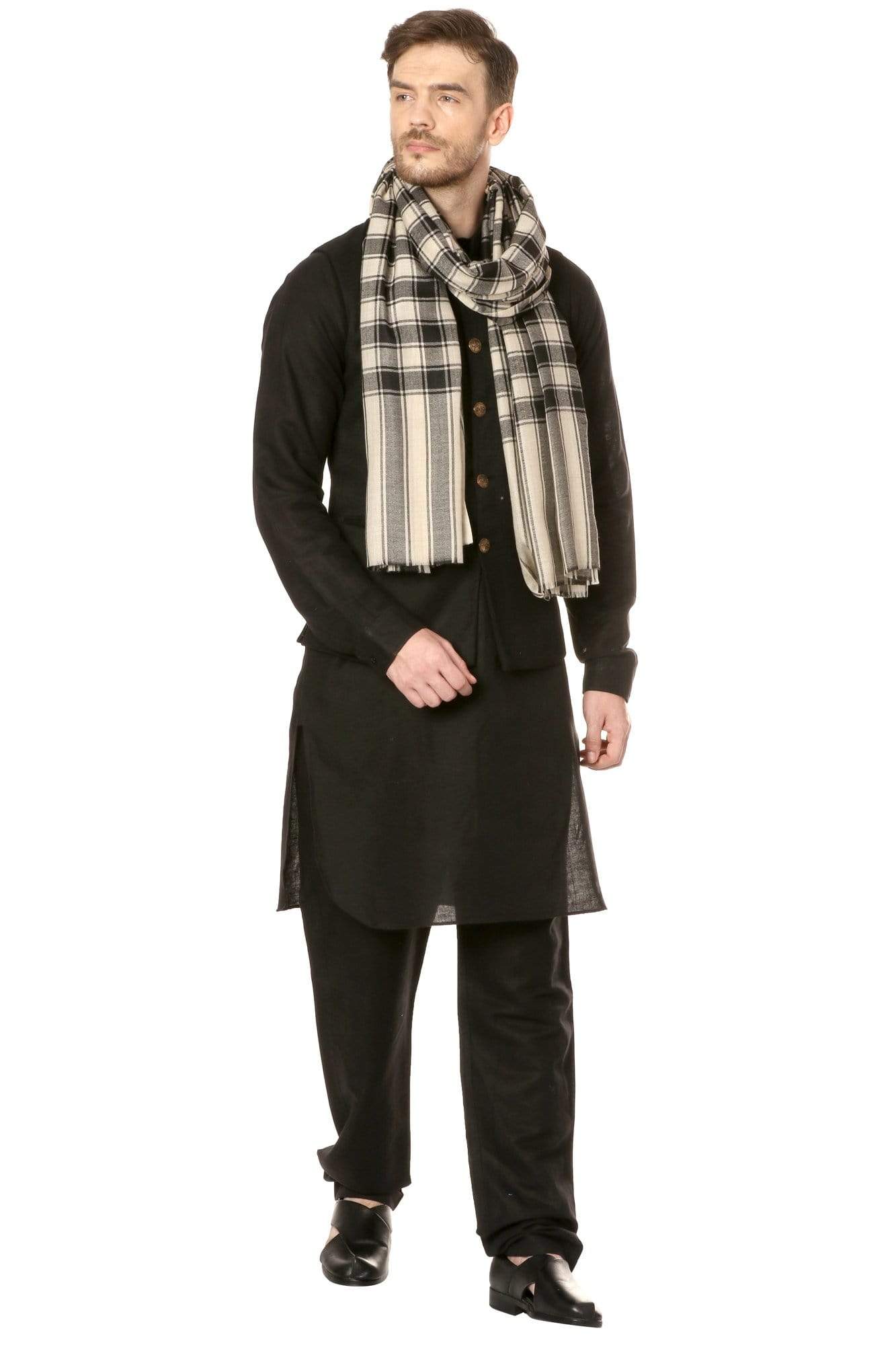 Pashtush Mens Fine Wool Checkered Stole, Extra Soft And Warm - Black And Beige - Image 5