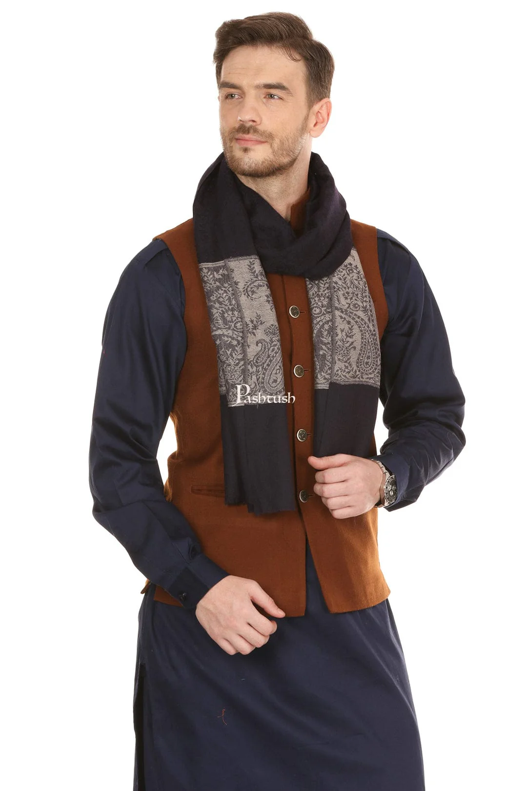 Pashtush His And Her Gift Set of Fine Wool Stoles, Premium Gift Box Packaging, Black and Beige - Image 5