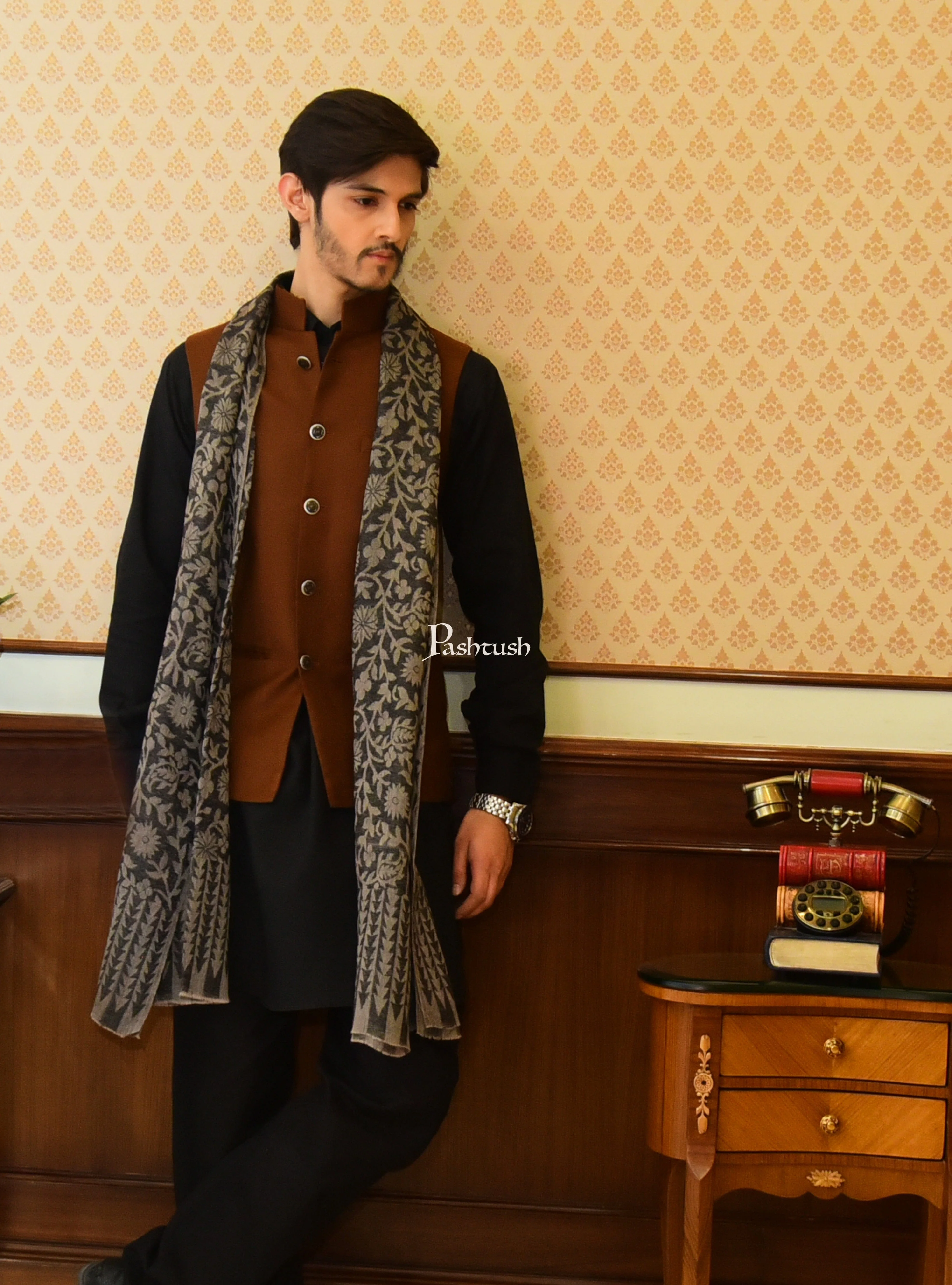 Pashtush His And Her Gift Set Of Floral Design Fine Wool Stoles With Premium Gift Box Packaging, Black and Red - Image 3