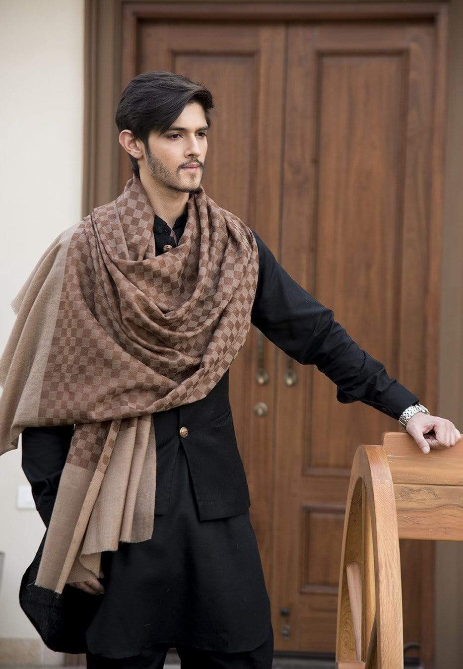 Pashtush His And Her Set Of Fine Wool Stoles, Premium Gift Box Packaging, Beige - Image 4