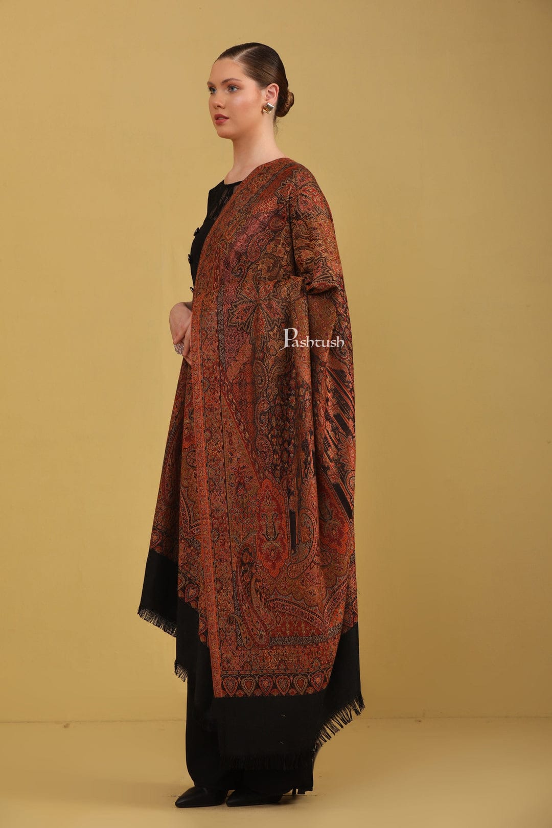 Pashtush His And Her Set Of Jamawar Stole and Womens Shawl, Premium Gift Box Packaging, Black - Image 11