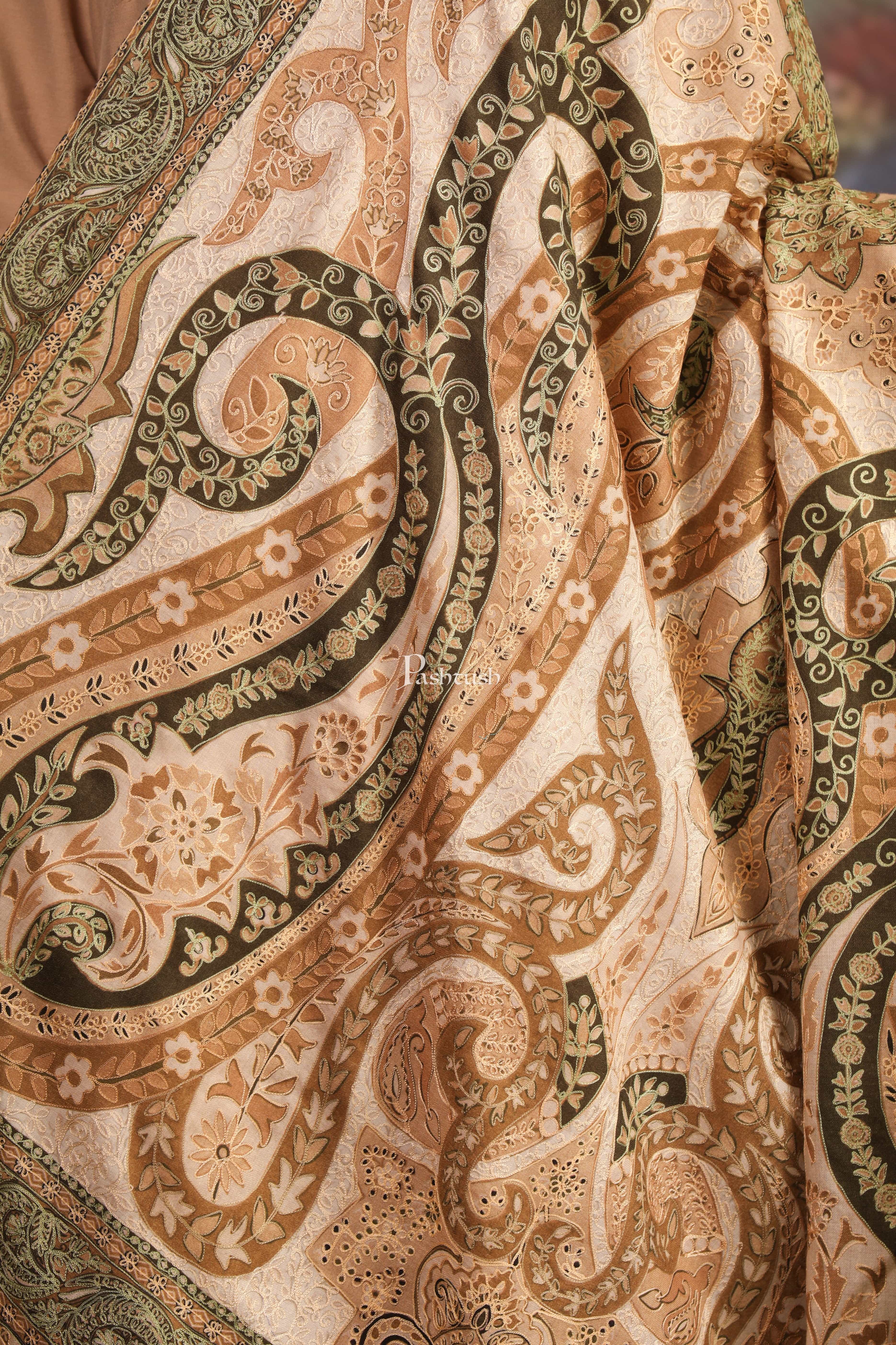 Pashtush His And Her Set Of Mens Fine Wool Palla Shawl and Womens Kalamkari Shawl, Premium Gift Box Packaging, Black and Multicolour - Image 9