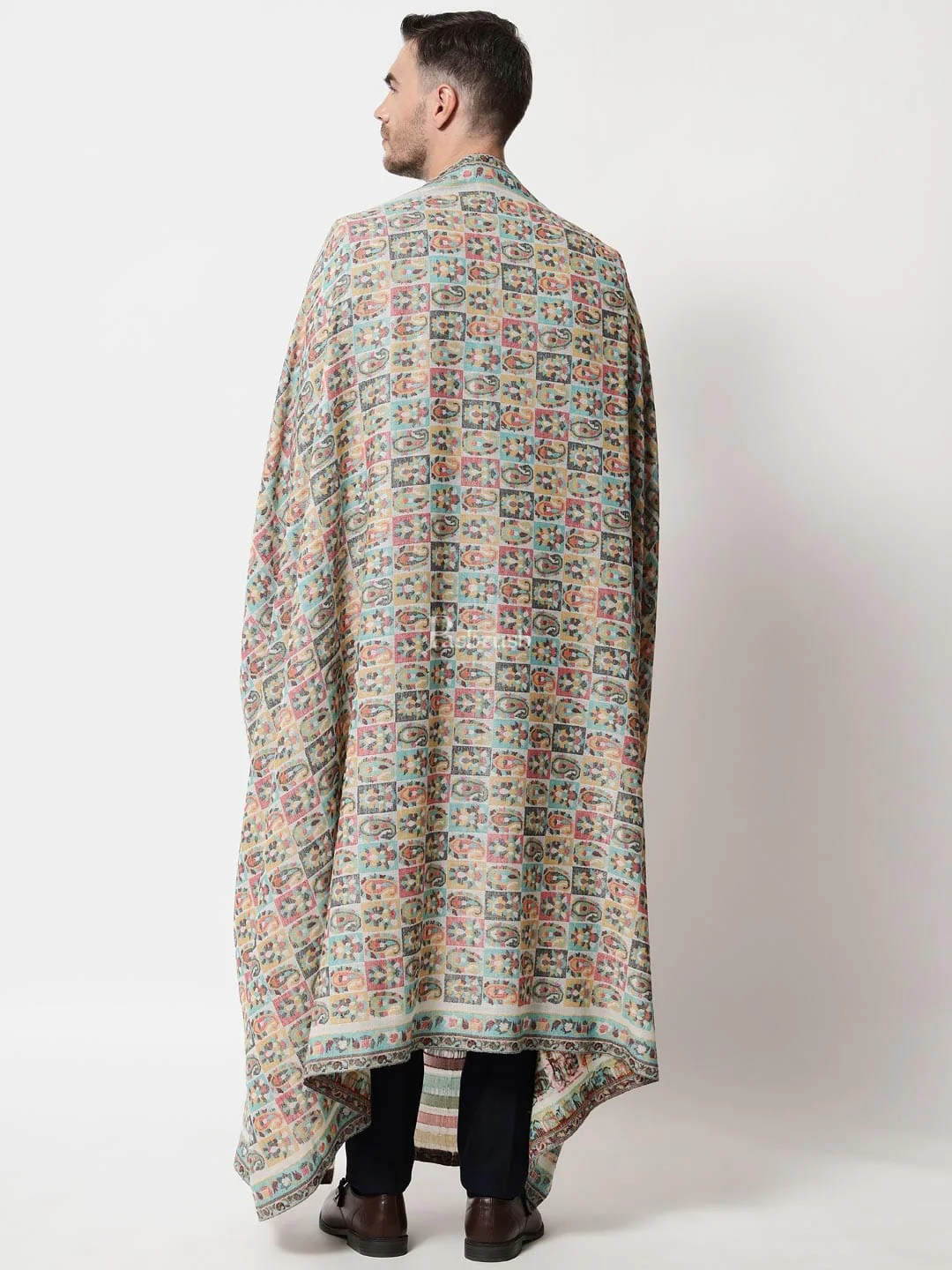 Pashtush mens Extra Fine Wool shawl, Ethnic weave design, Ivory - Image 3