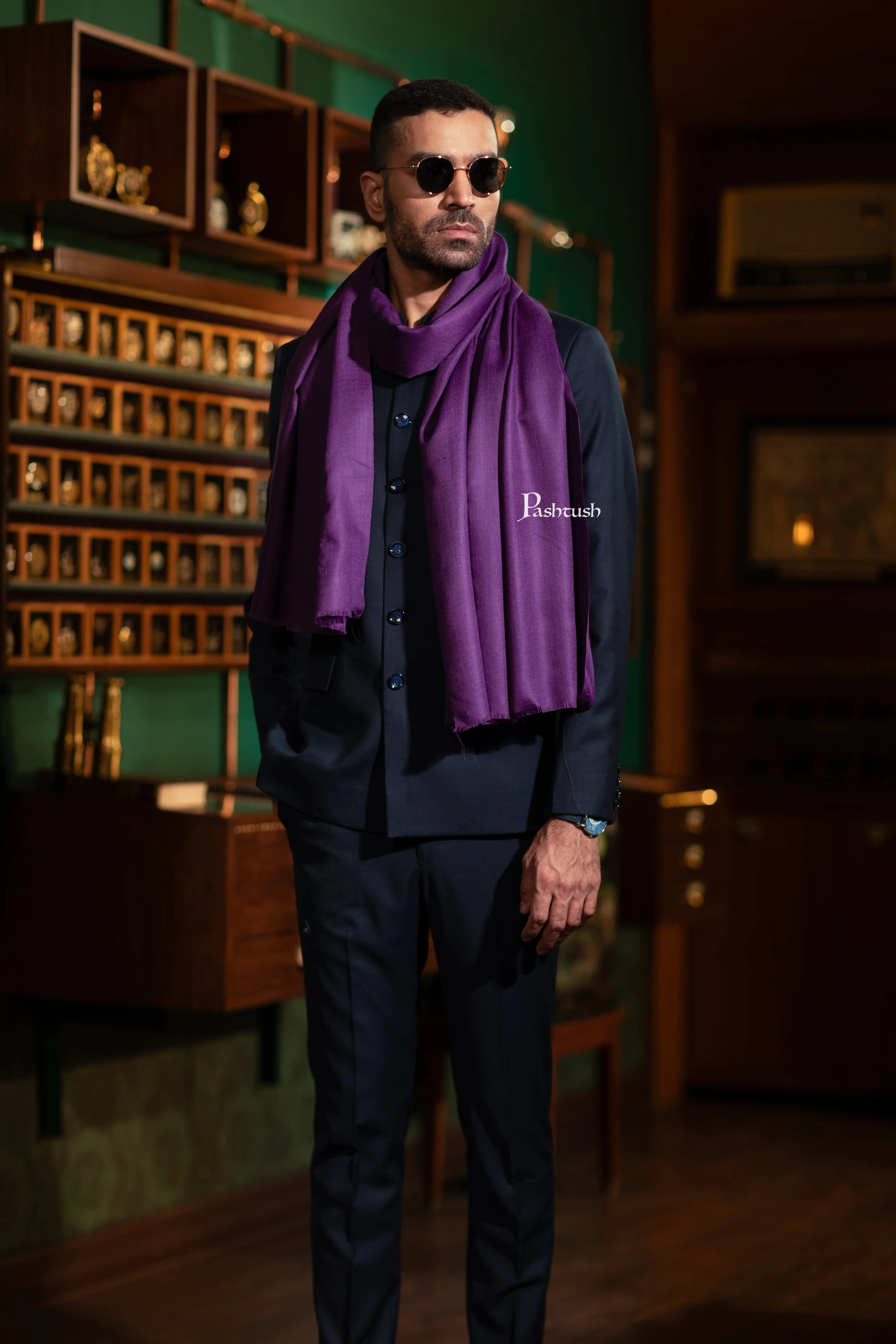Pashtush Mens Extra Fine Wool Stole, Solid Weave, Purple - Image 4