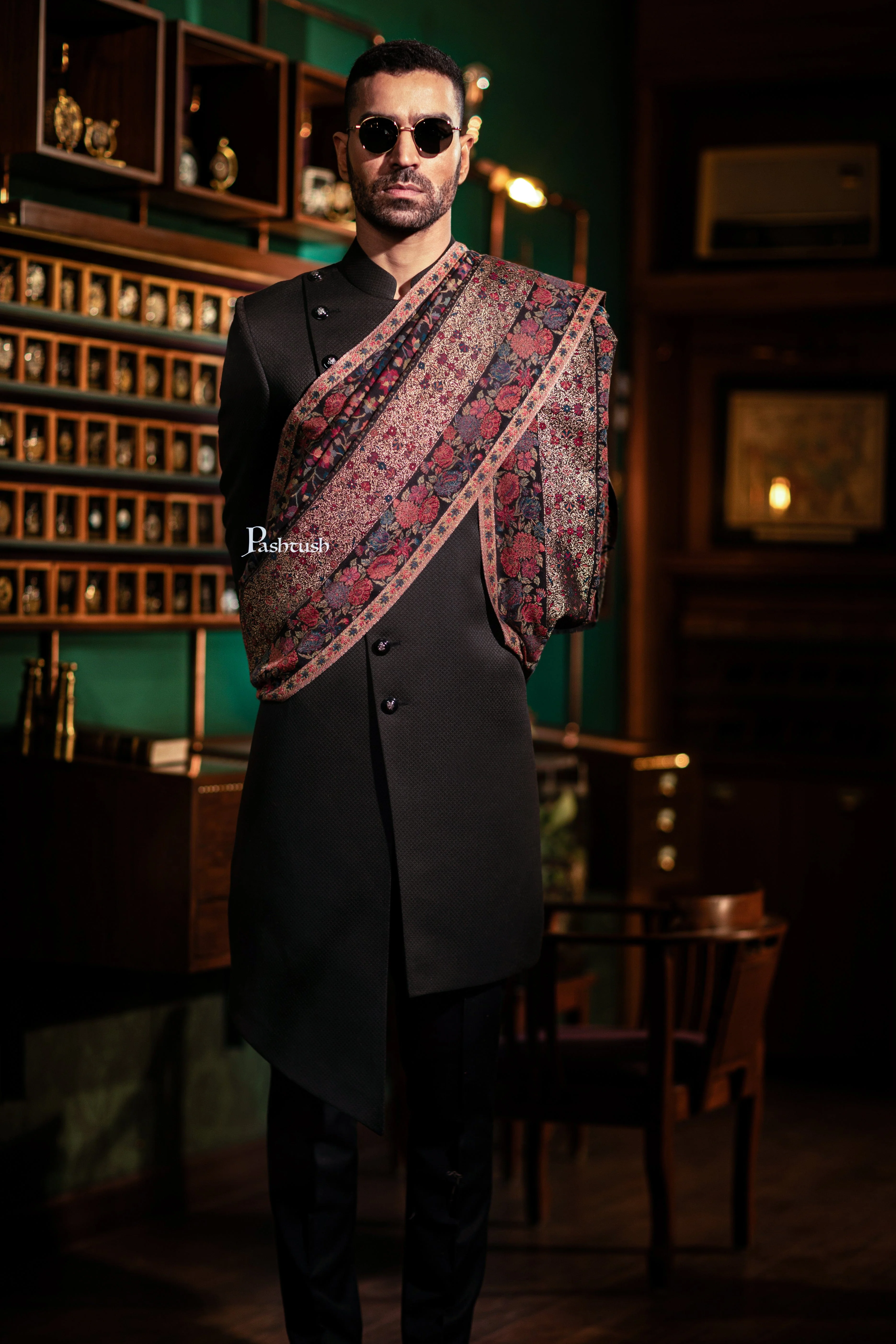 Pashtush Mens Fine Wool Shawl, With Metallic Weave Border Design, Black - Image 3