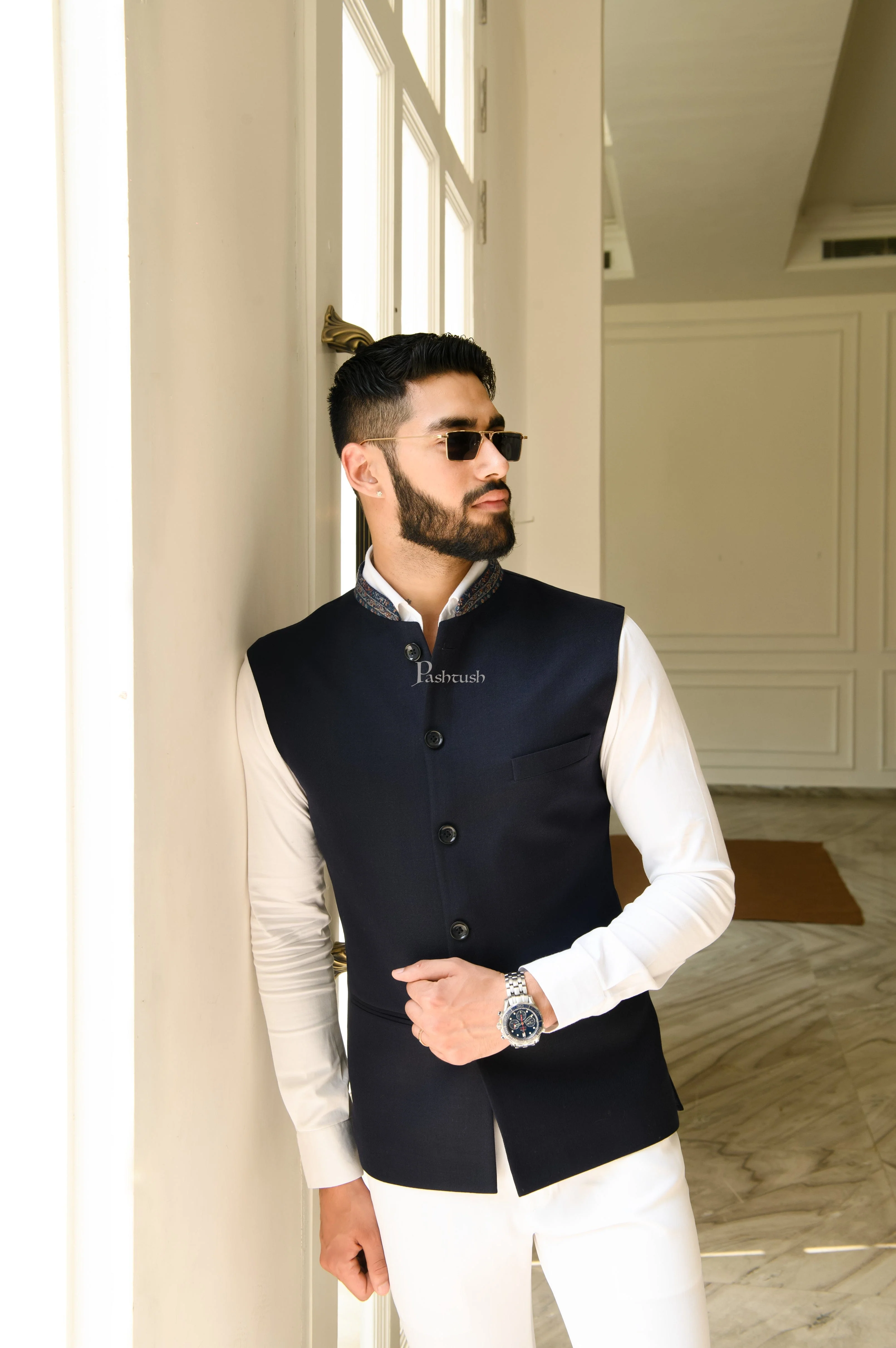 Pashtush Mens Waistcoat, Fine Wool, With Collar Detailing, Rich Navy Blue - Image 3