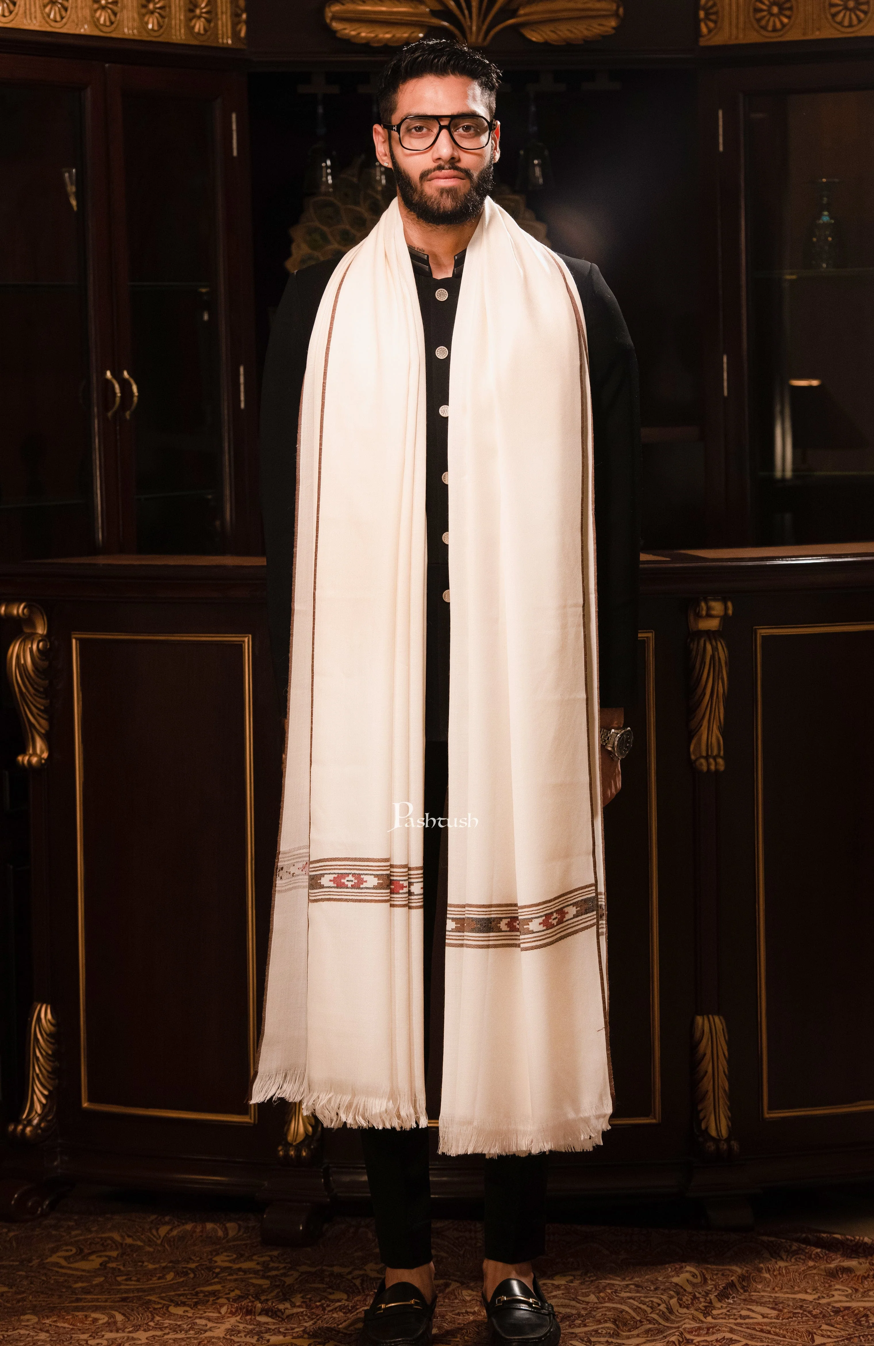 Pashtush Mens Woven Aztec Design Shawl, Fine Wool, Ivory - Image 5