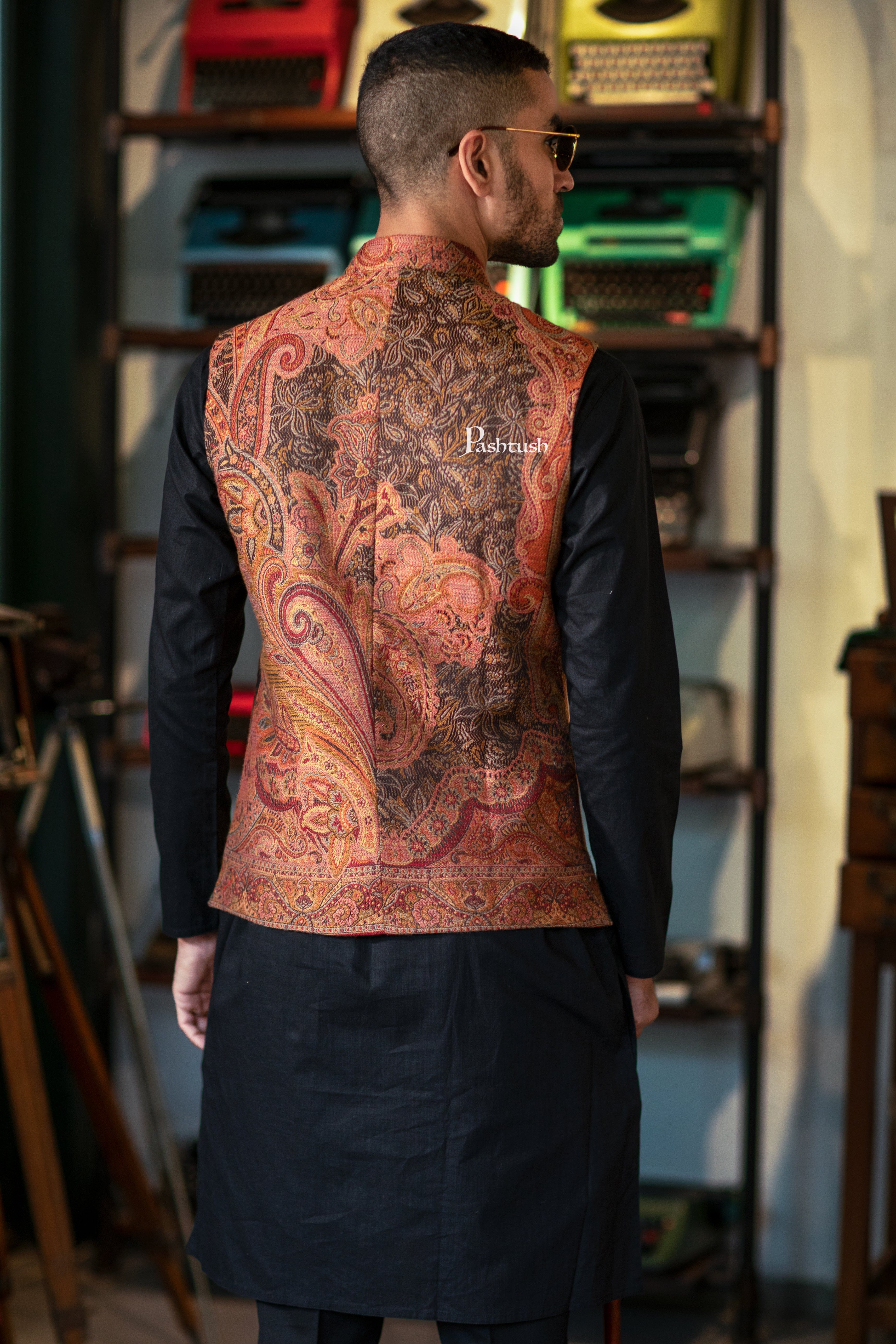 Pashtush Mens Woven Jacquard Structured Waistcoat, Slim Fit, Black and Beige - Image 3