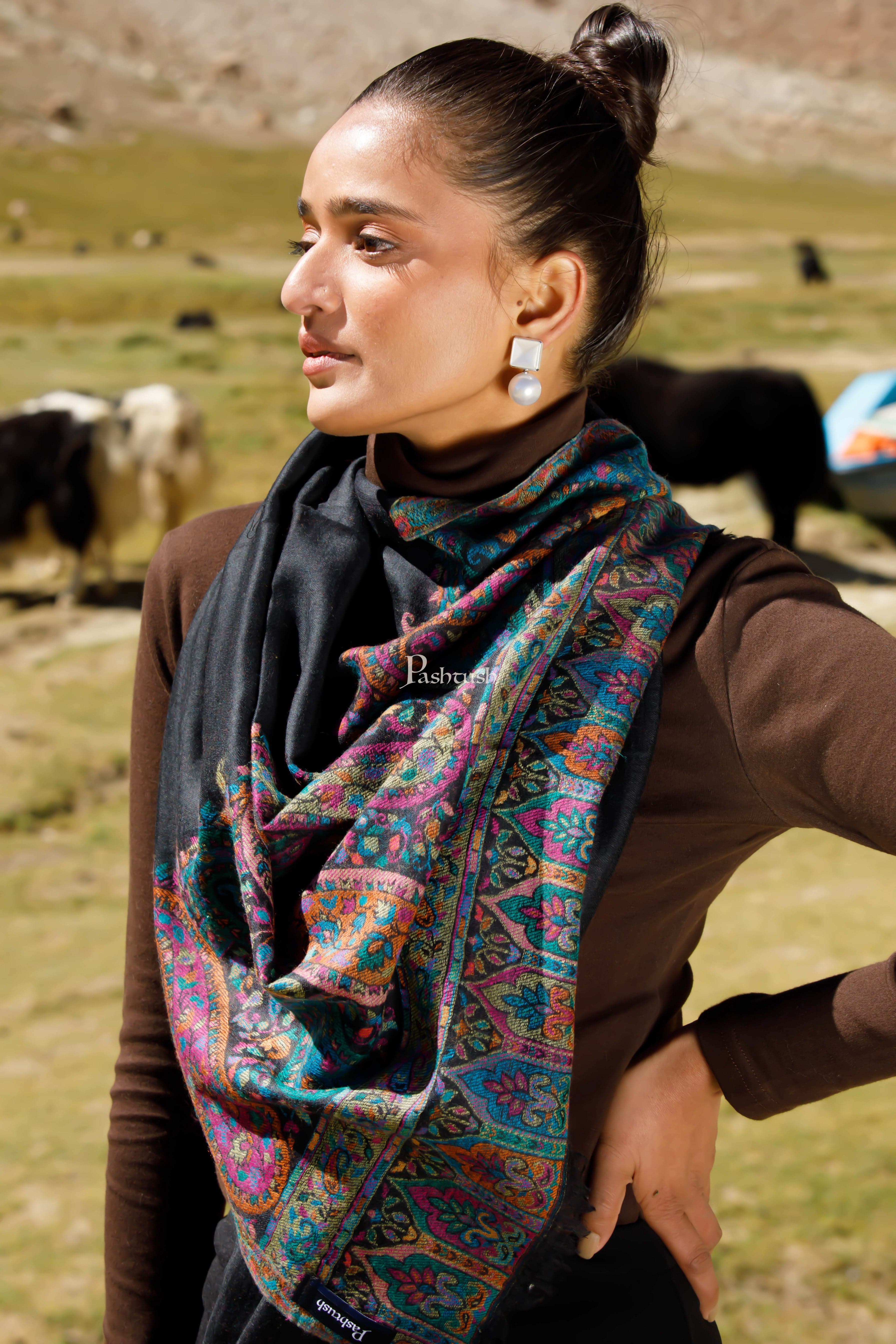 Pashtush Womens 100% Pure Wool With Woolmark Certificate Stole, Ethnic Weave Paisley Palla Design, Black - Image 2