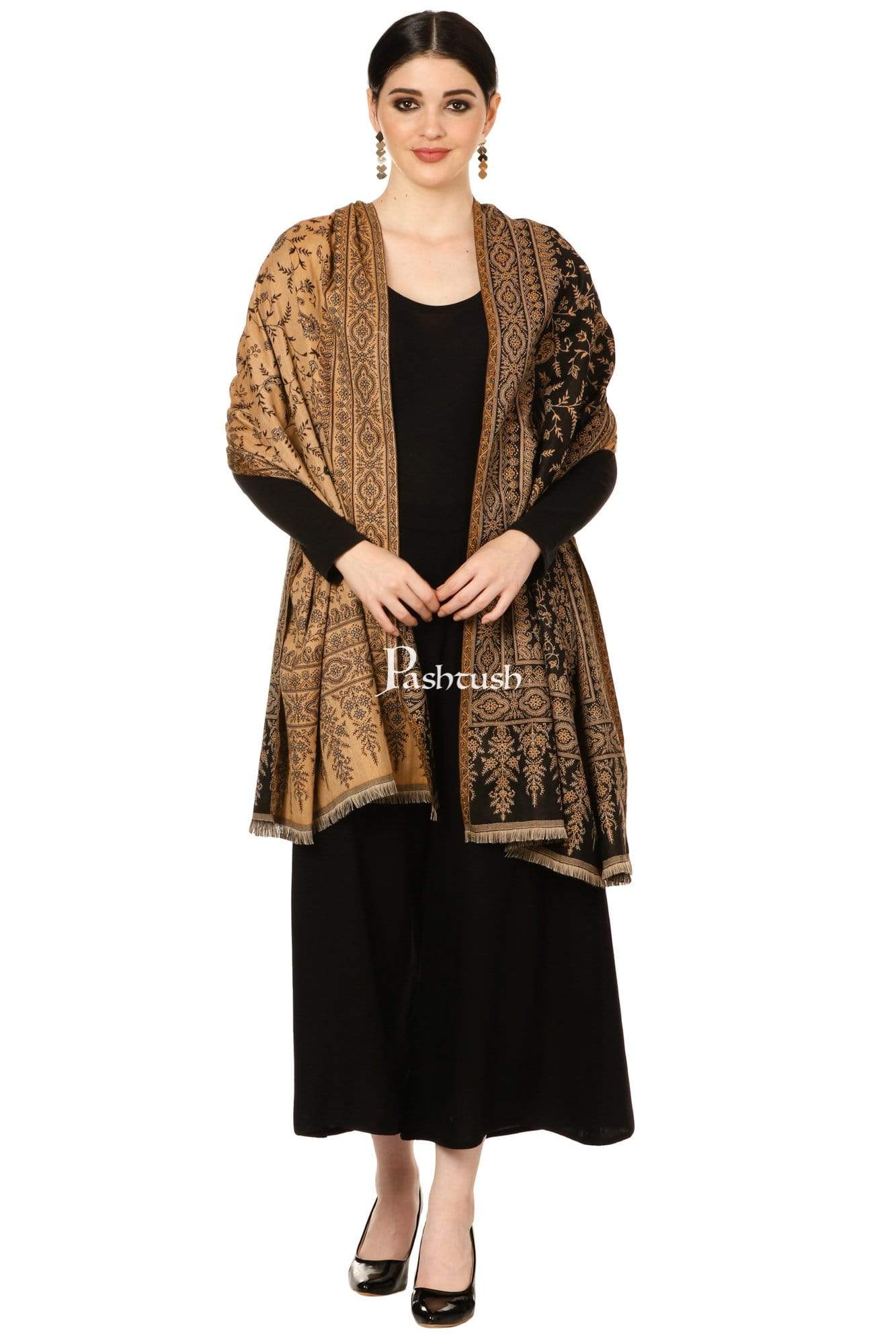 Pashtush Womens Bamboo Jacquard Scarf, Reversible - Image 2