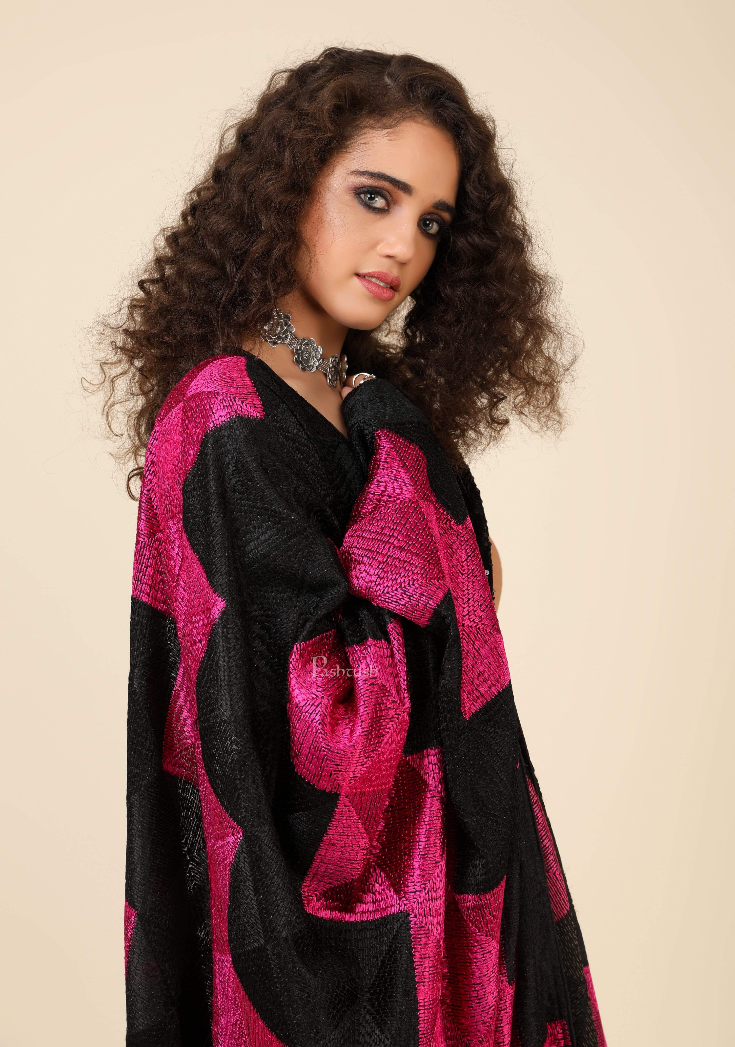 Pashtush Womens Phulkari Dupatta With black majenta Embroidery - Image 3
