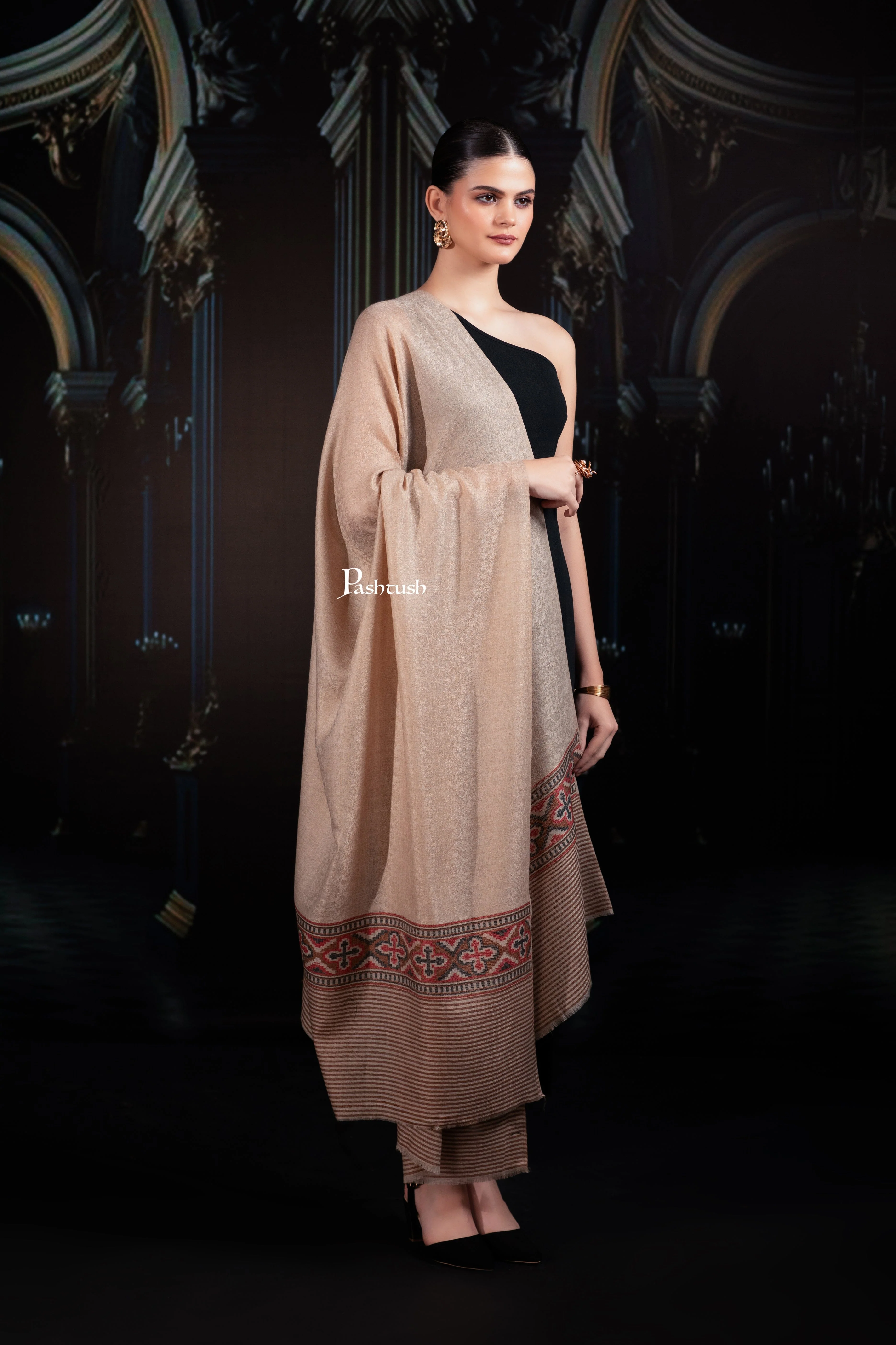 Pashtush Womens Extra Fine Wool Shawl, Aztec Palla Design, Beige - Image 4