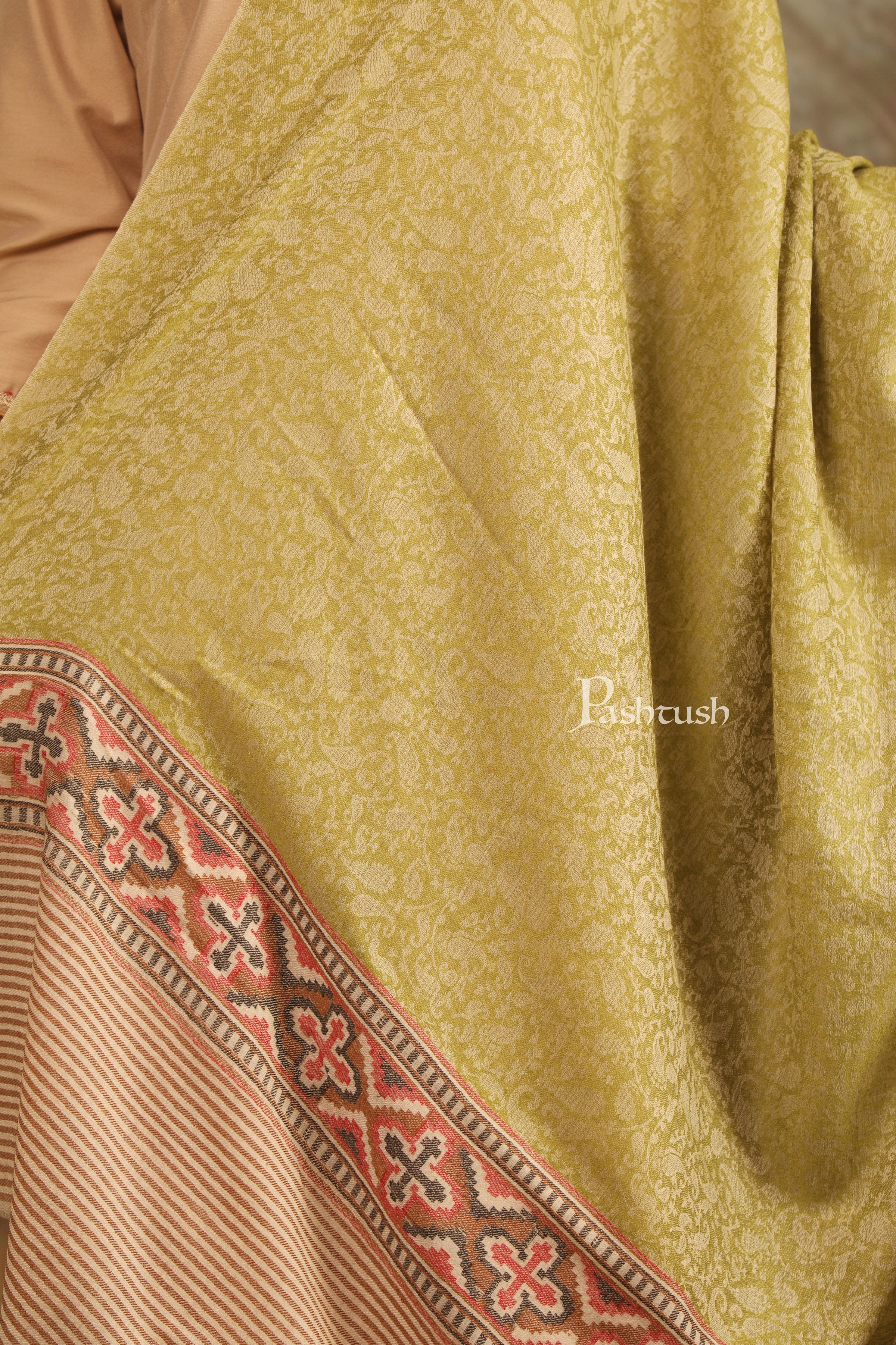 Pashtush Womens Extra Fine Wool Shawl, Aztec Palla Design, Olive Green - Image 2