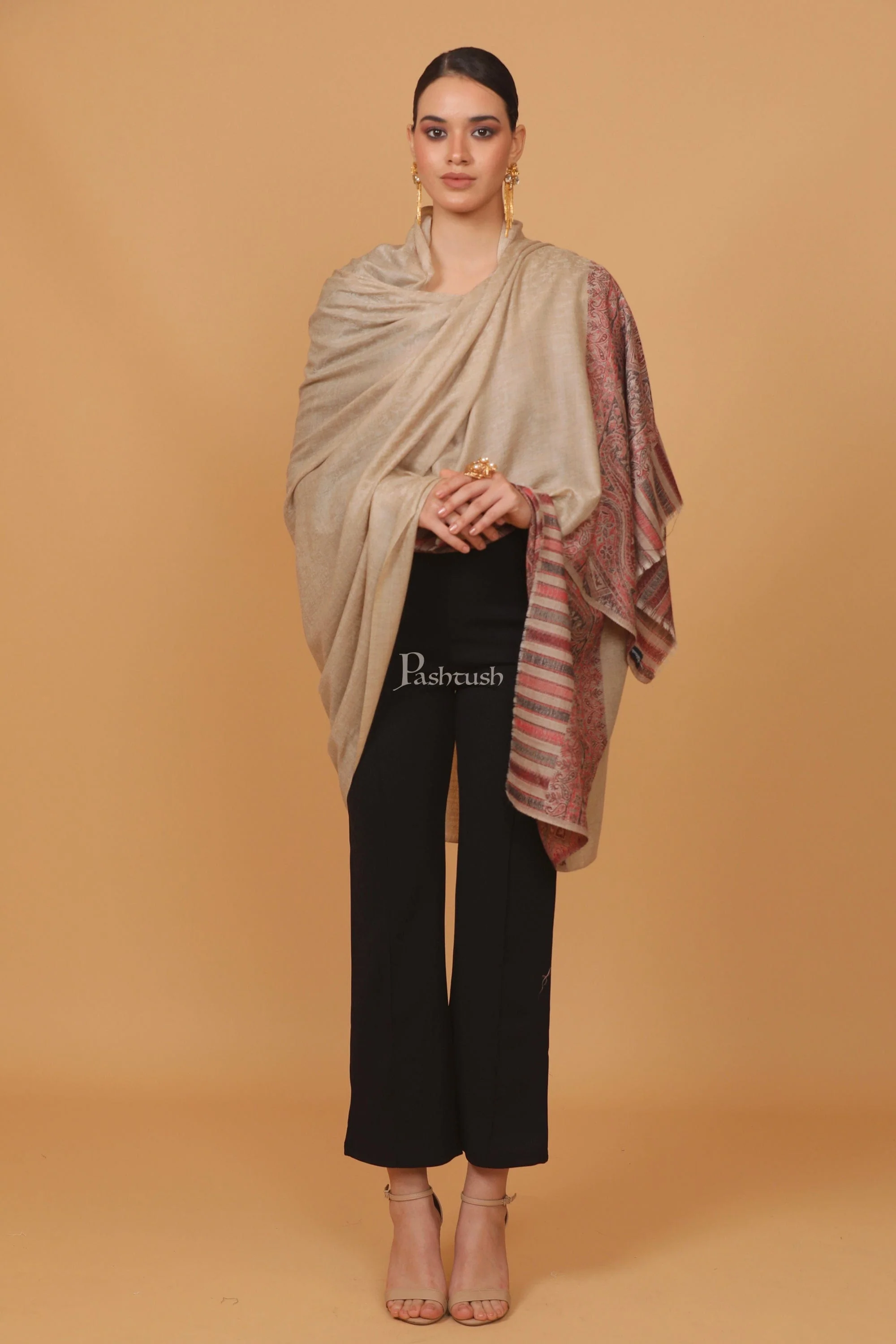 Pashtush womens Extra Fine Wool shawl, JACQUARD PALLA design, Beige - Image 6