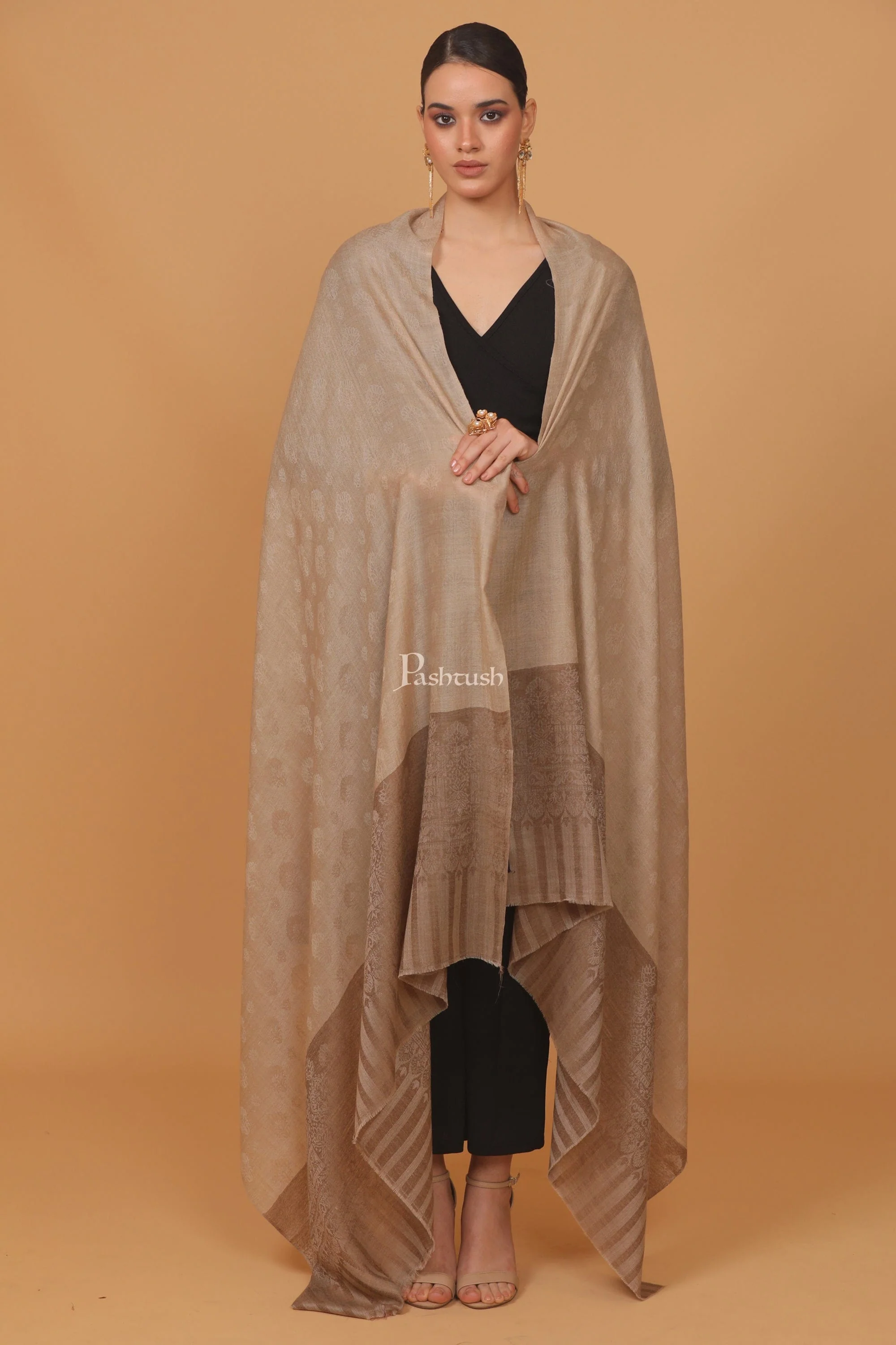 Pashtush Womens Extra Fine Wool Shawl, Jacquard Palla Design, Taupe - Image 5