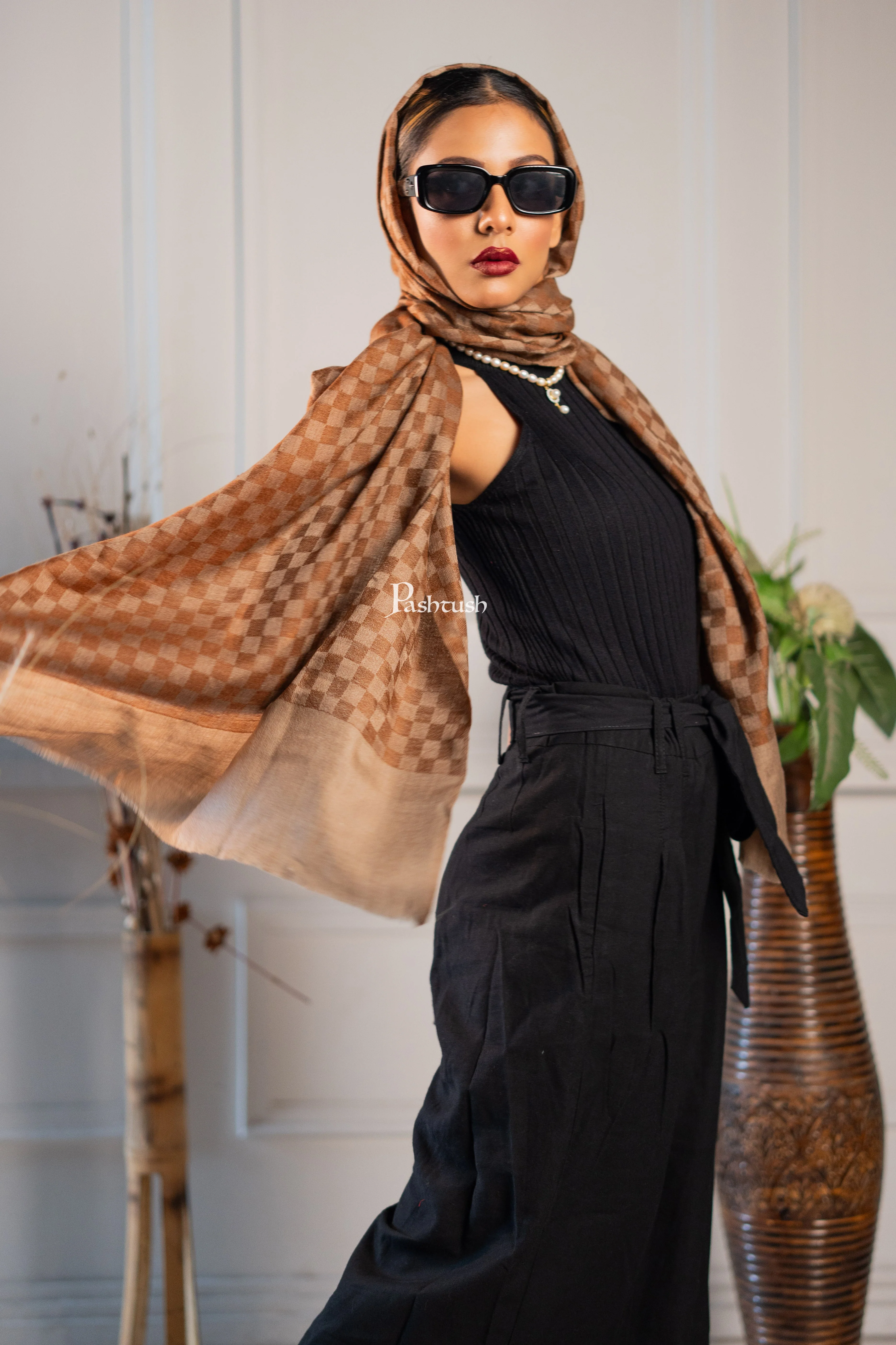Pashtush Womens Extra Fine Wool Stole, Checkered Design, Coffee - Image 3