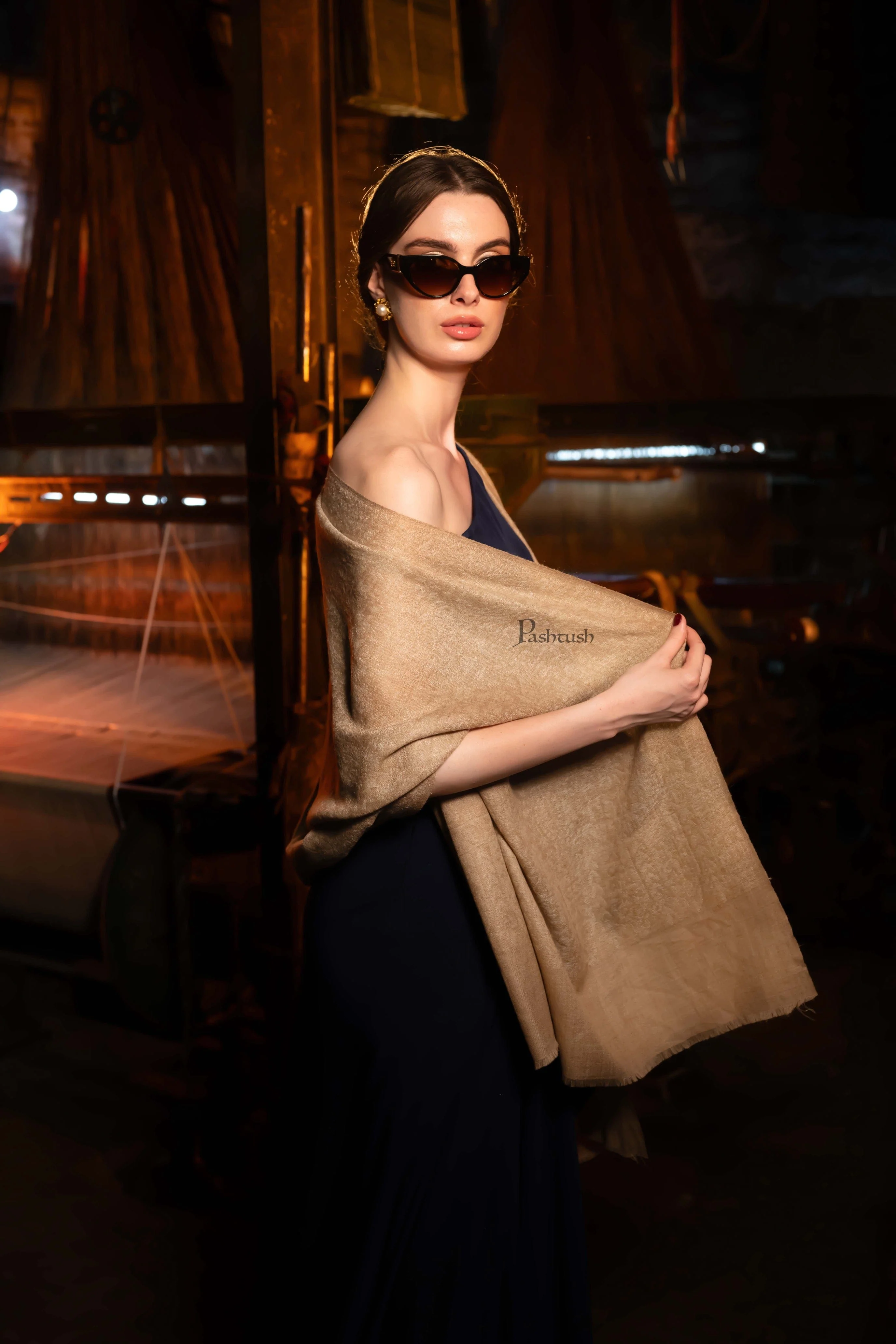 Pashtush Womens Extra Fine Wool Stole,  Design, Taupe - Image 4