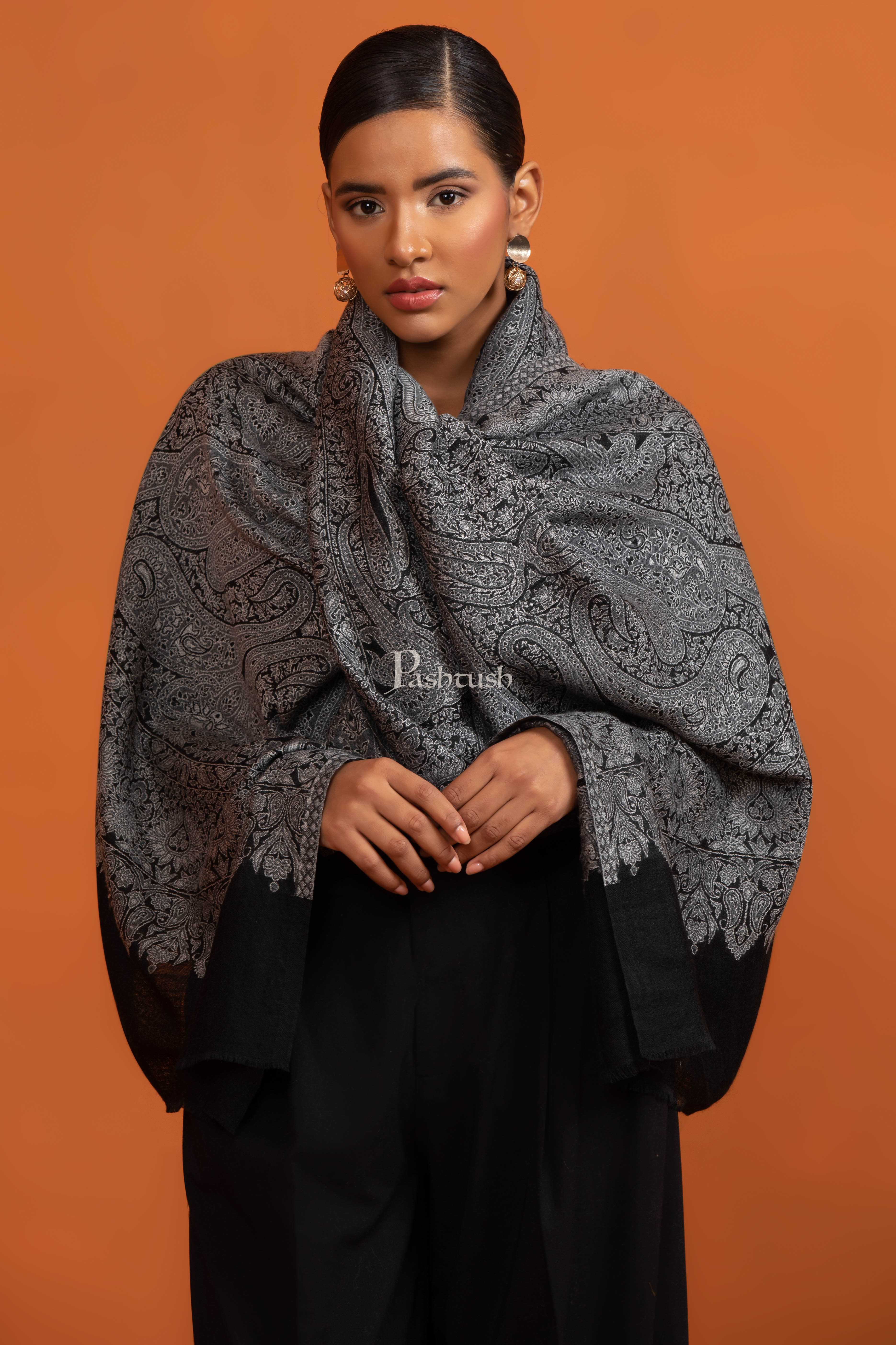 Pashtush Womens Extra Fine Wool Stole, Paisley Jamawar Design, Black - Image 4