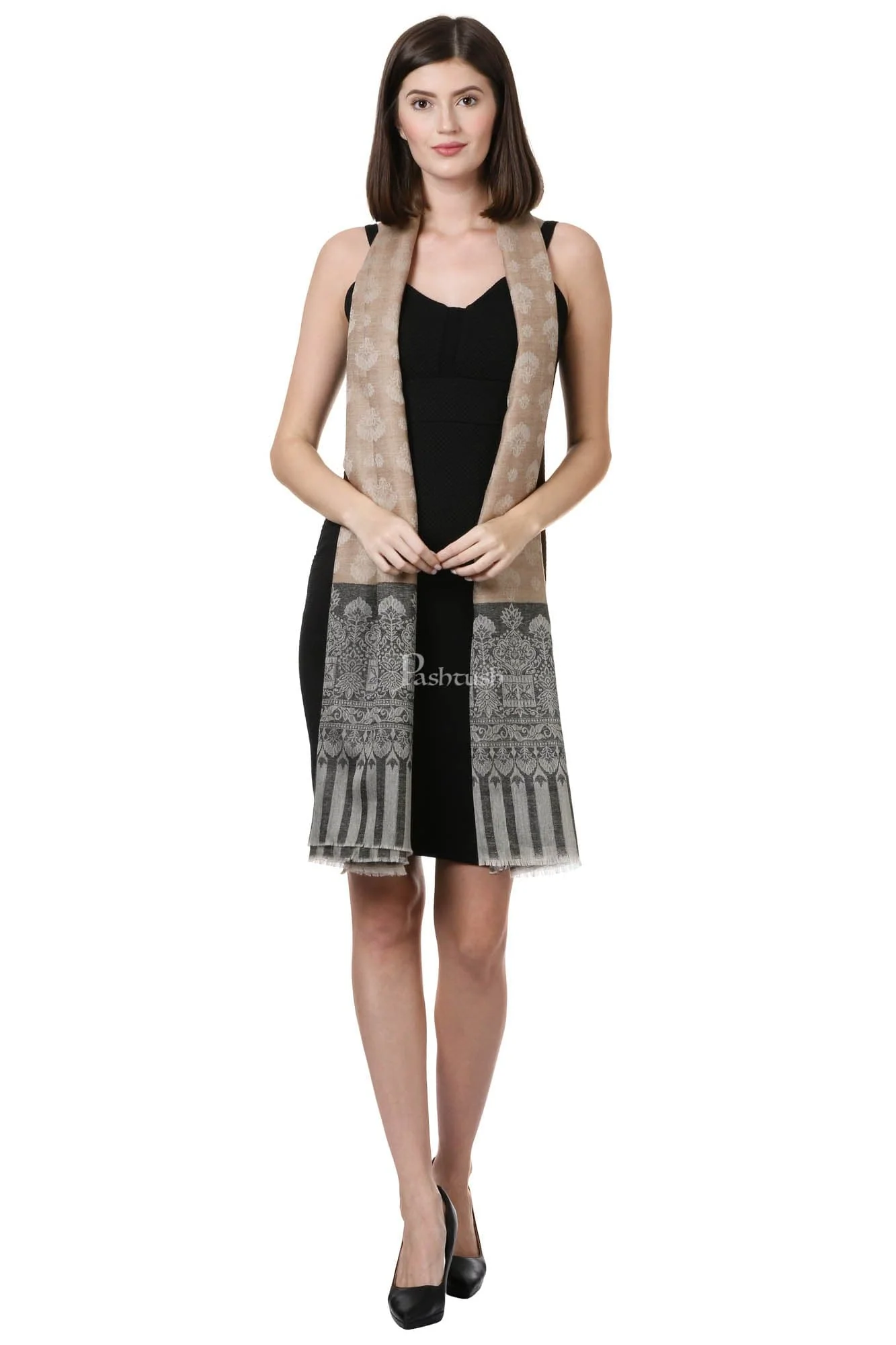 Pashtush Womens Fine Wool Shawl, Auburn - Image 5