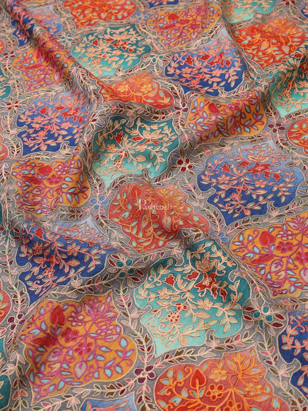 Pashtush womens Fine Wool shawl, nalki embroidery design, Multicolour - Image 2