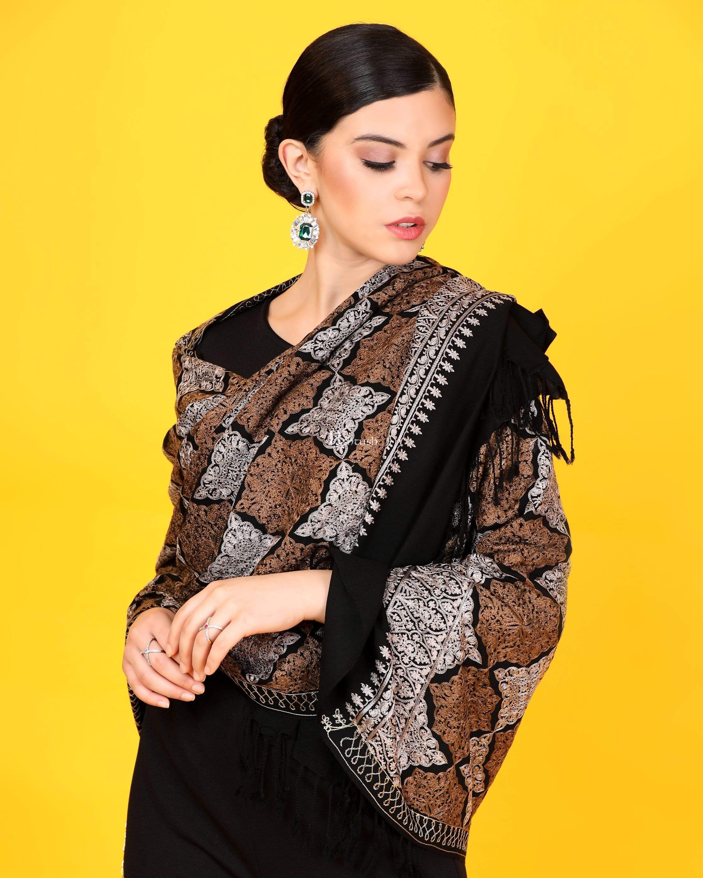 Pashtush Womens Fine Wool, Silky Nalki Embroidery Needlework Stole, Black - Image 3