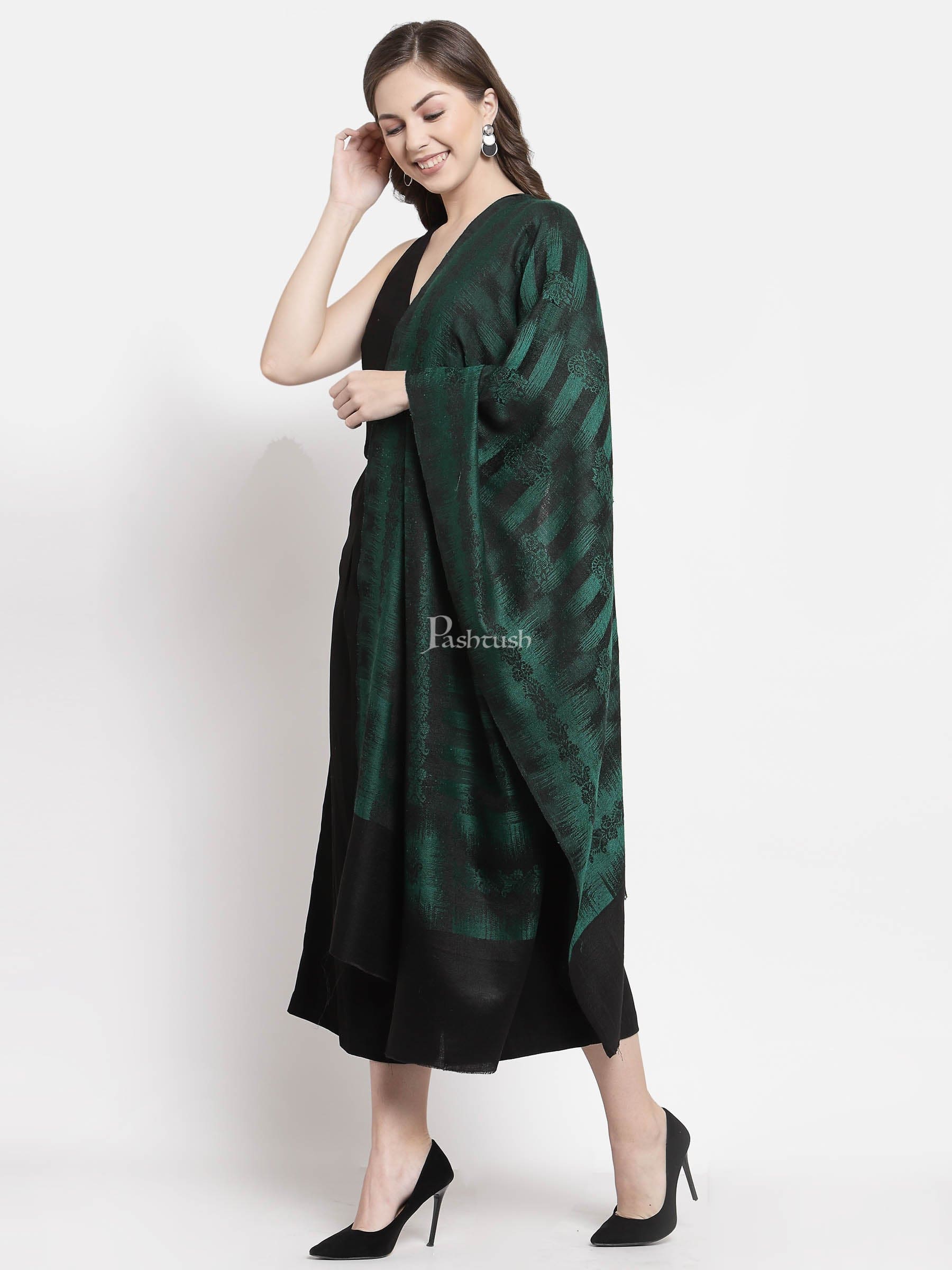 Pashtush Women'S Fine Wool Stole, Ikkat Design, Azure Green - Image 4