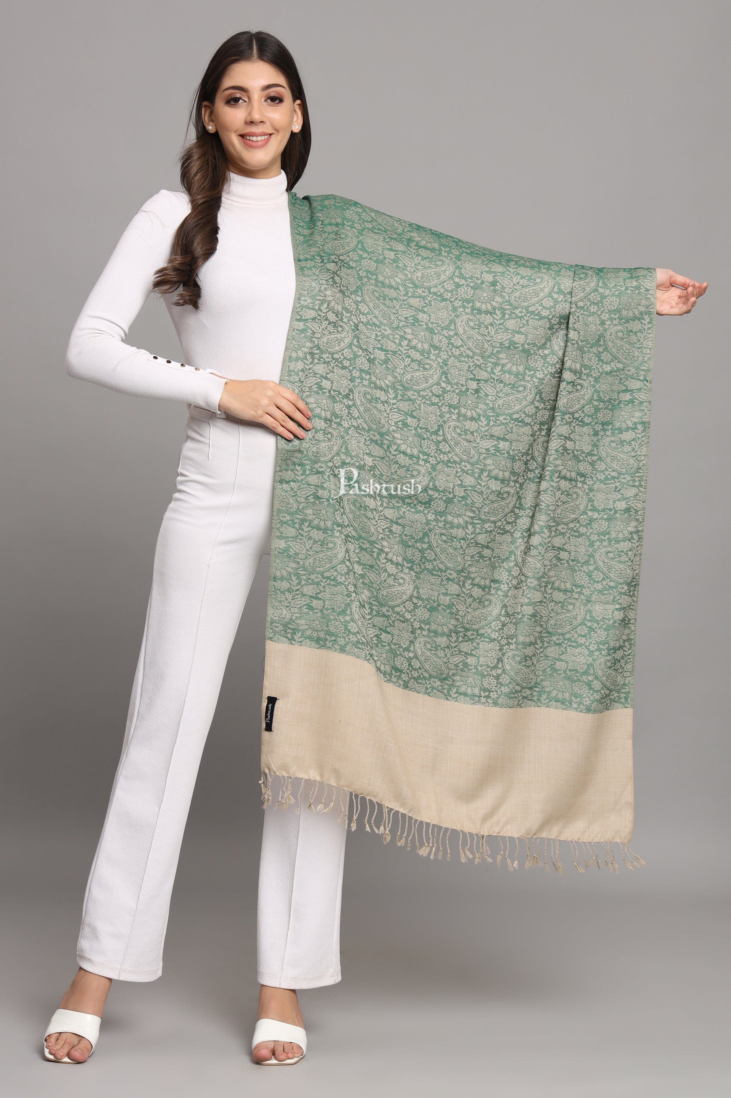 Pashtush Womens Fine Wool Stole, Pasiley  Design, Beige And Green - Image 3