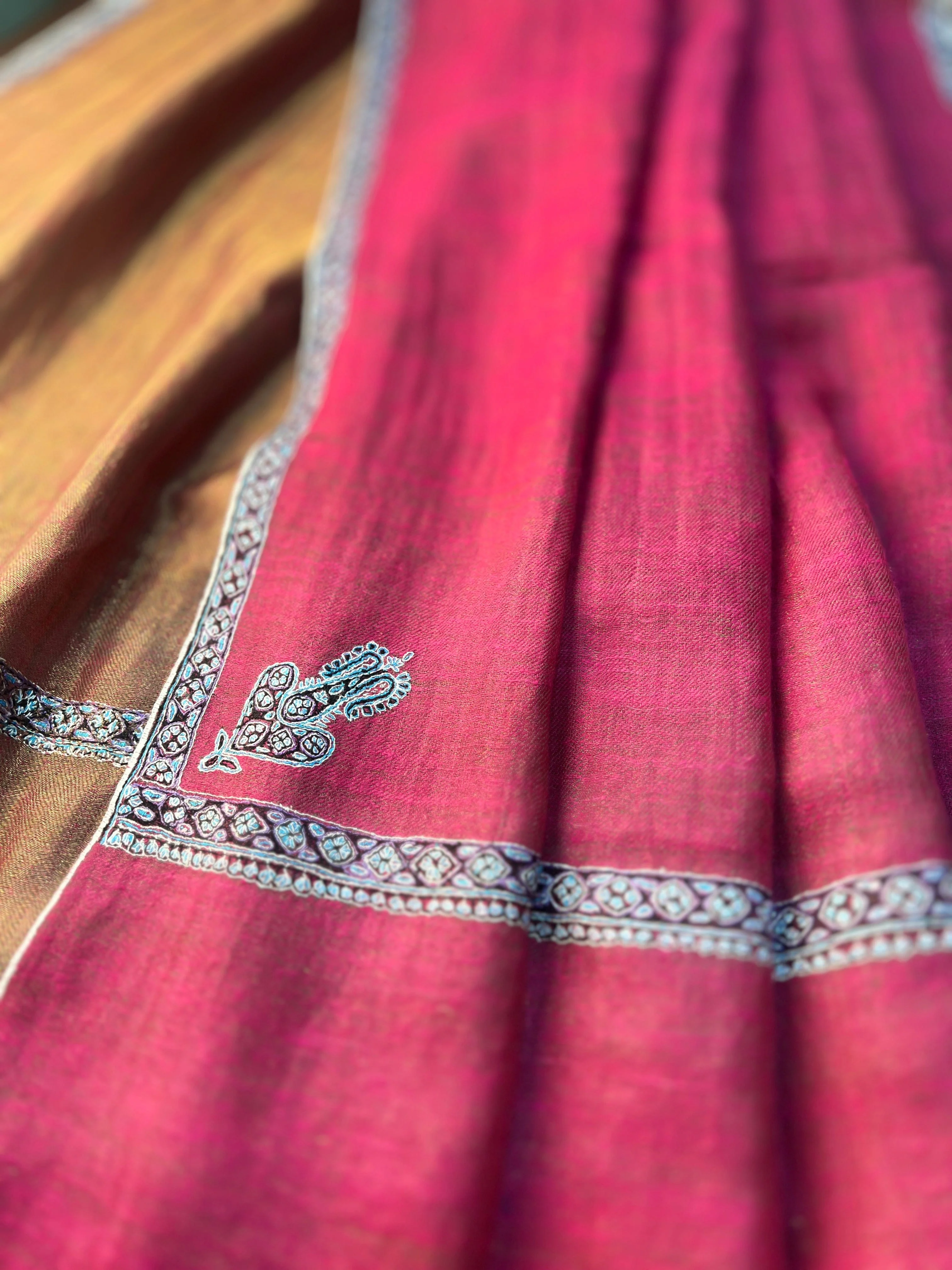 Pashtush Womens, Hand Woven Pashmina Shawl, Kashmiri Hand Embroidery With Zari Weave Design, Crimson - Image 2