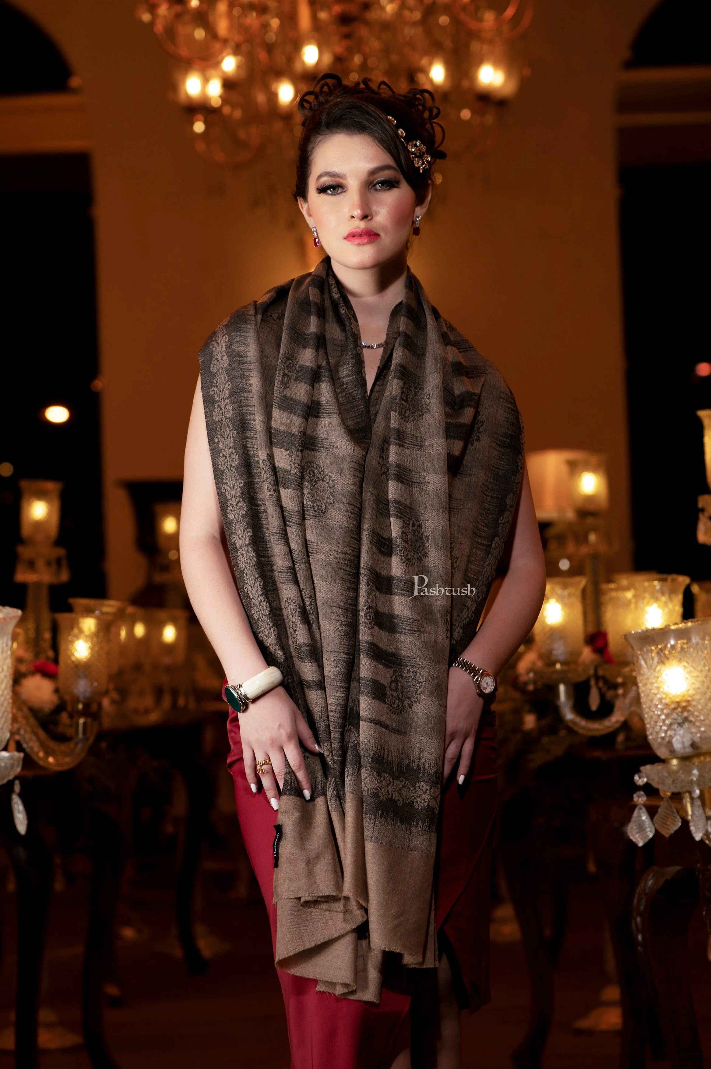 Pashtush Womens Self Stole, Fine Wool, Paisley Weave, Black and Taupe - Image 2