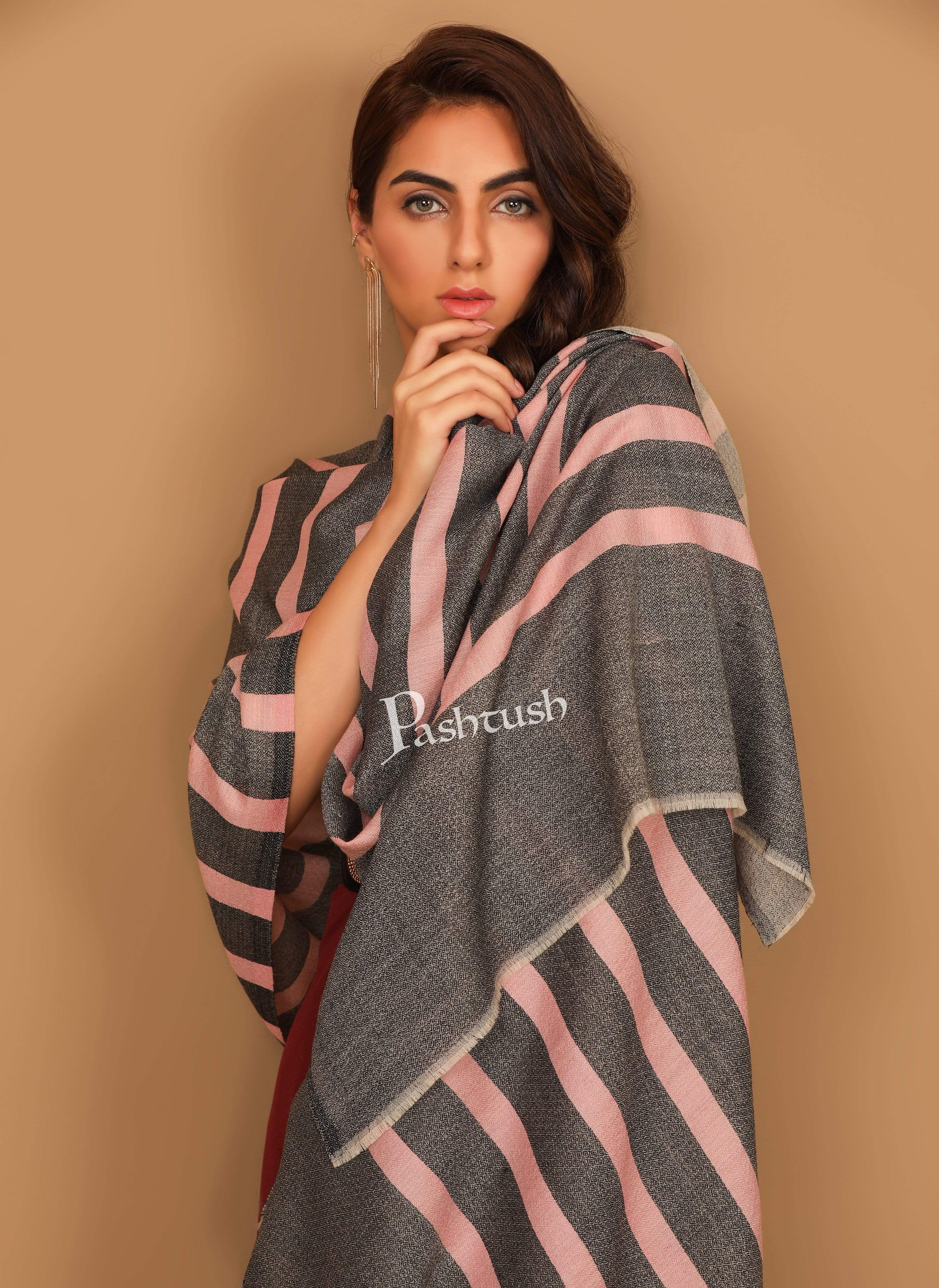 Pashtush Women'S Soft Fine Wool Scarf, Peach And Grey Melange - Image 5