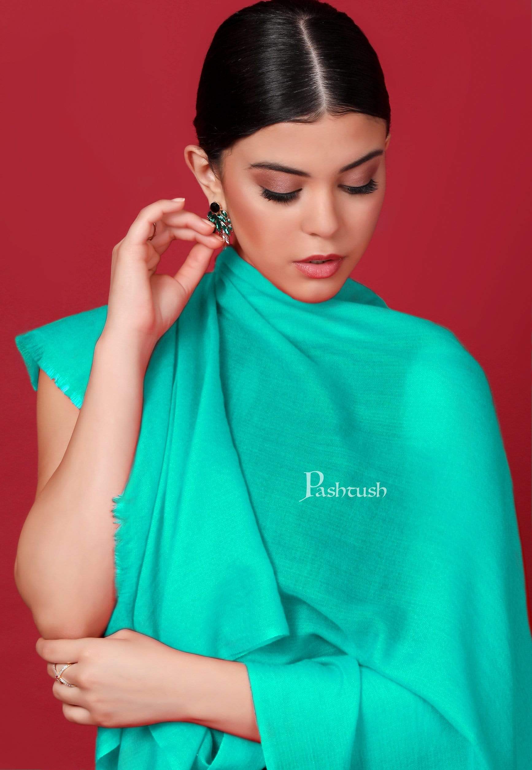 Pashtush Womens Softest Cashmere  Scarf, Diamond Weave, Turquoise - Image 4