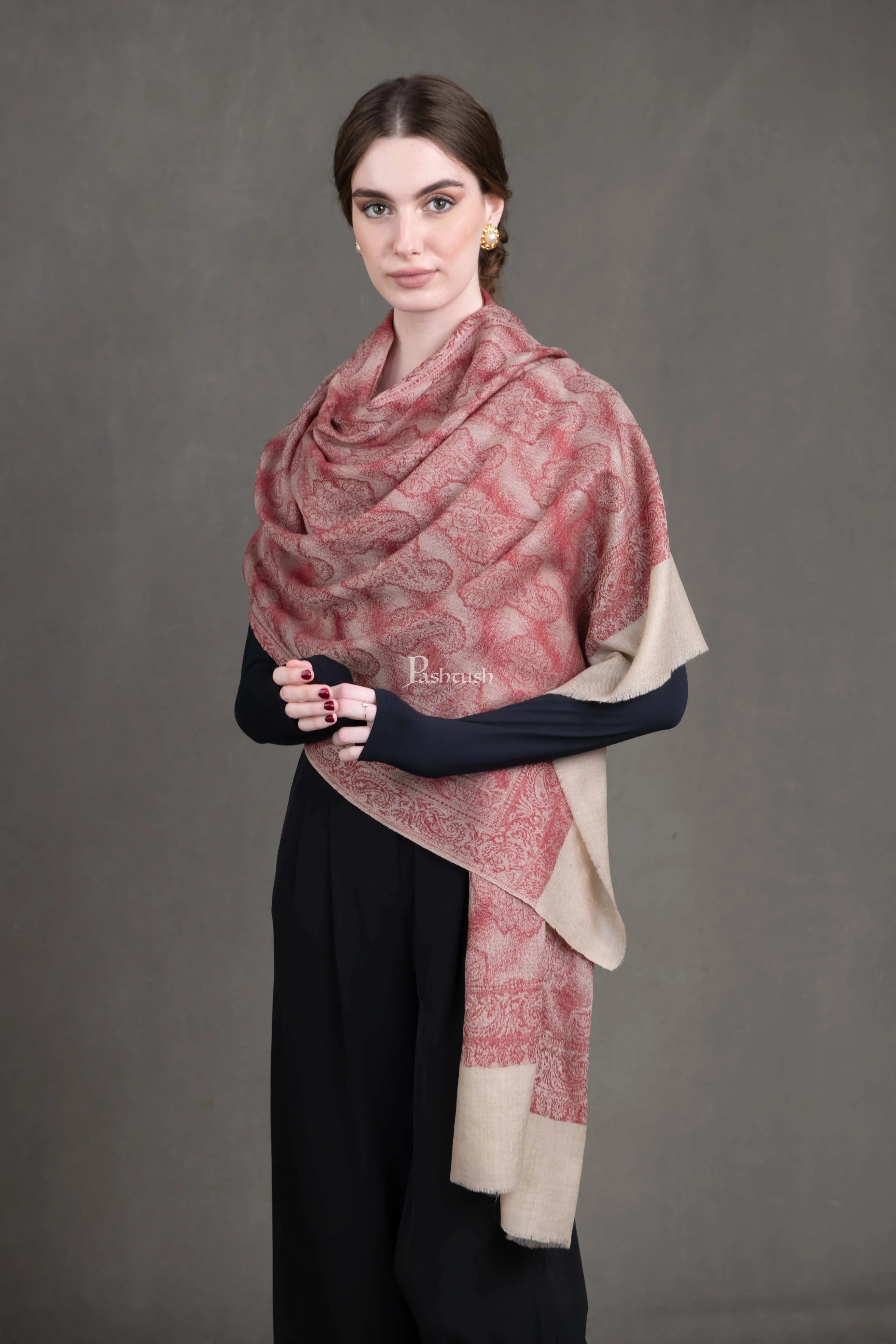 Pashtush Womens Stole, Fine Wool, Soft and Warm, Paisley Weave, Maroon - Image 4