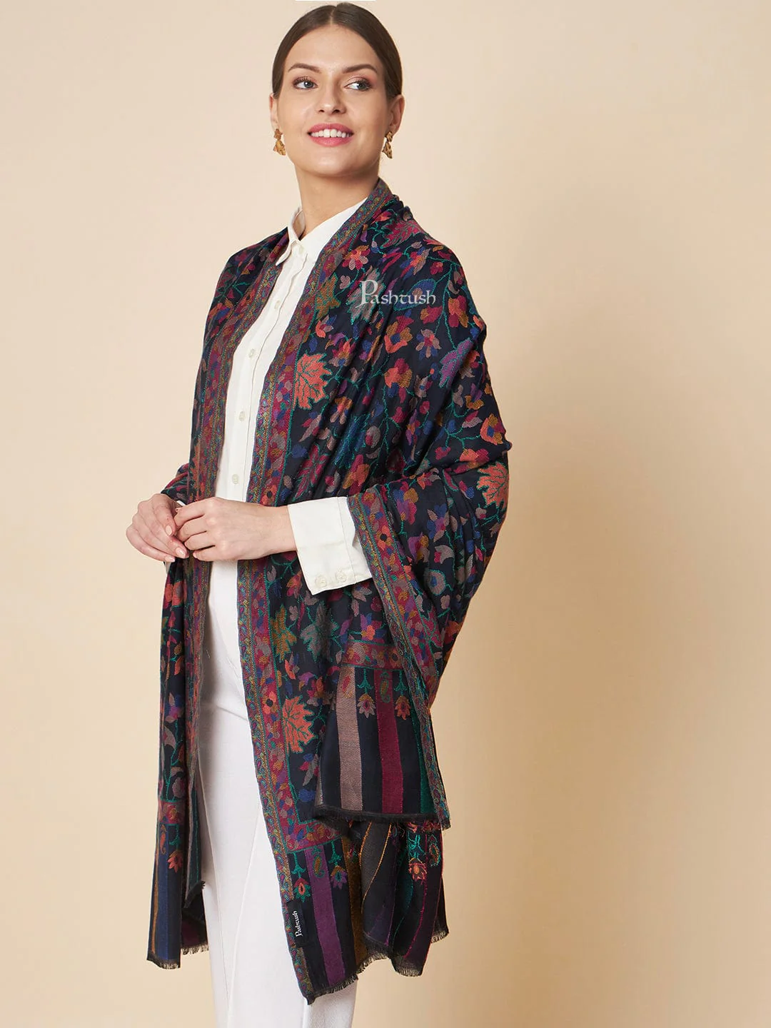 Pashtush Womens Wool Extra Fine Count  Shawl, Woven Ehtnic  Chinaar Design, Blue - Image 3