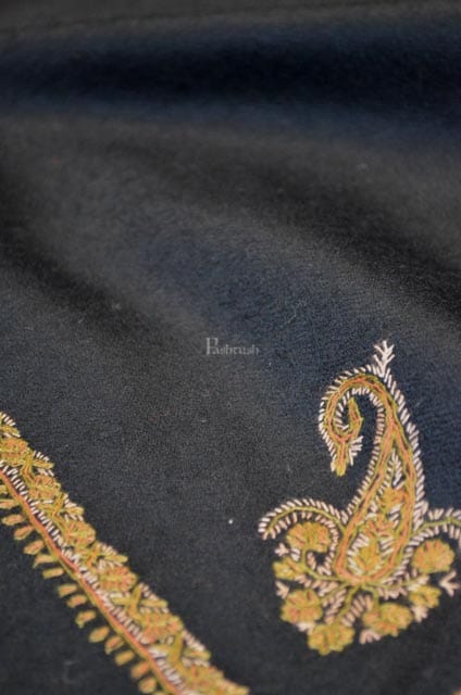 Pashtush Womes Fine Wool Shawl, Kingri Design , Black - Image 3